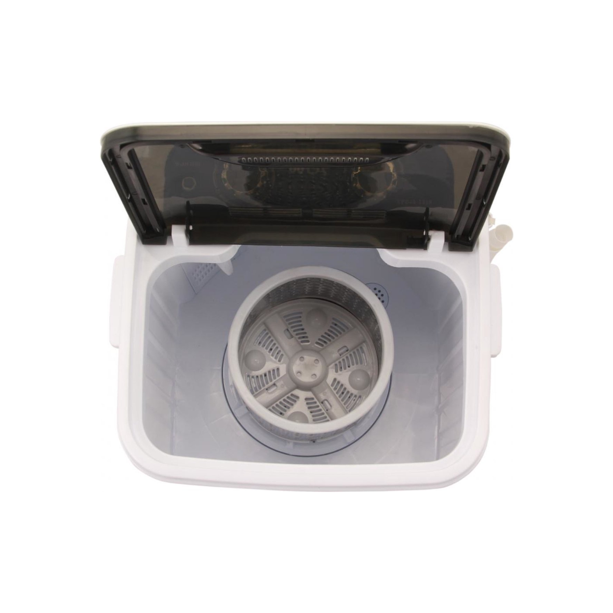 Bovenaanzicht van de trommel van een witte wasmachine. De deksel is open.