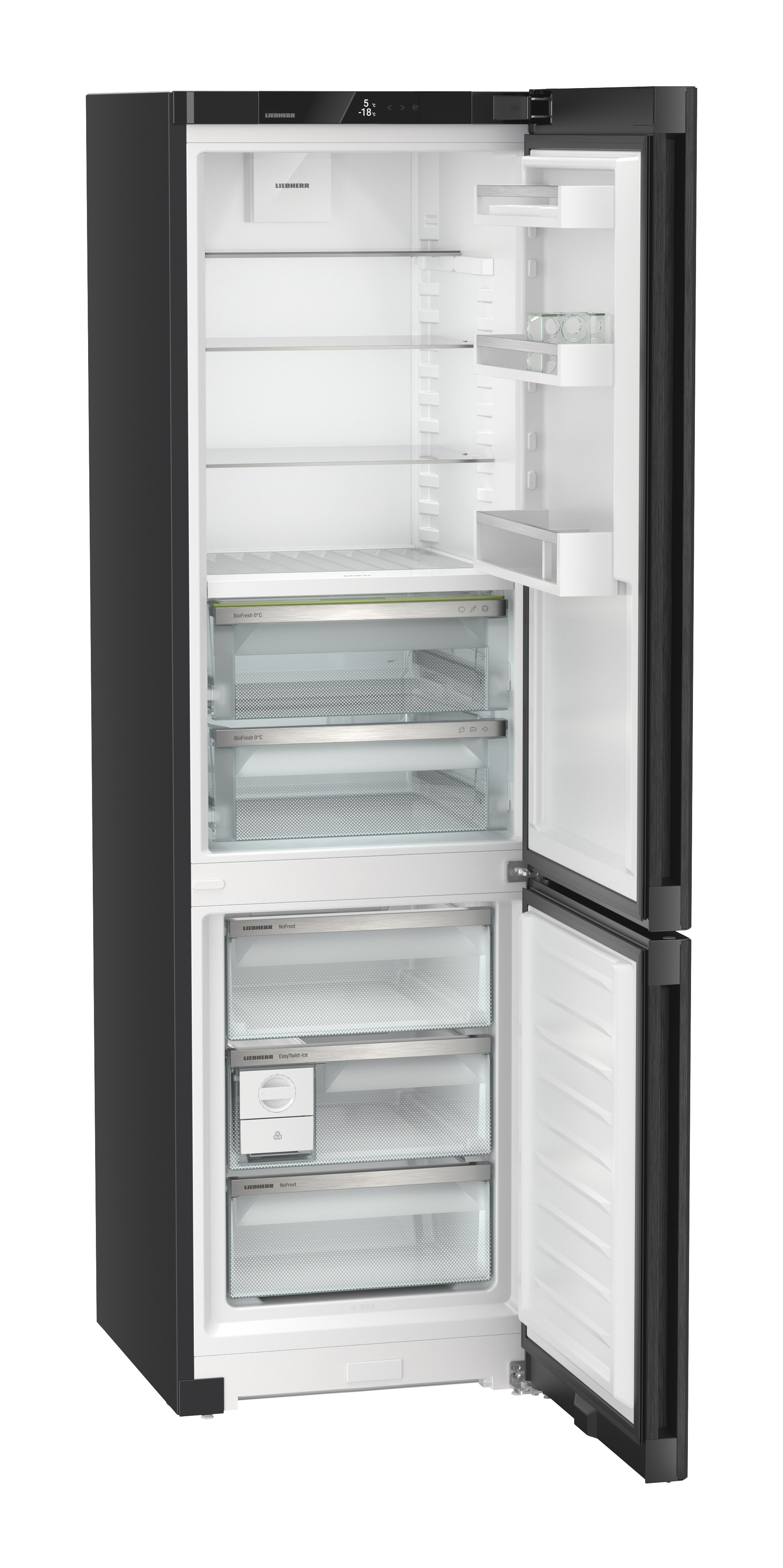 Refrigerador negro con puerta abierta. Vista interior mostrando estantes y cajones.