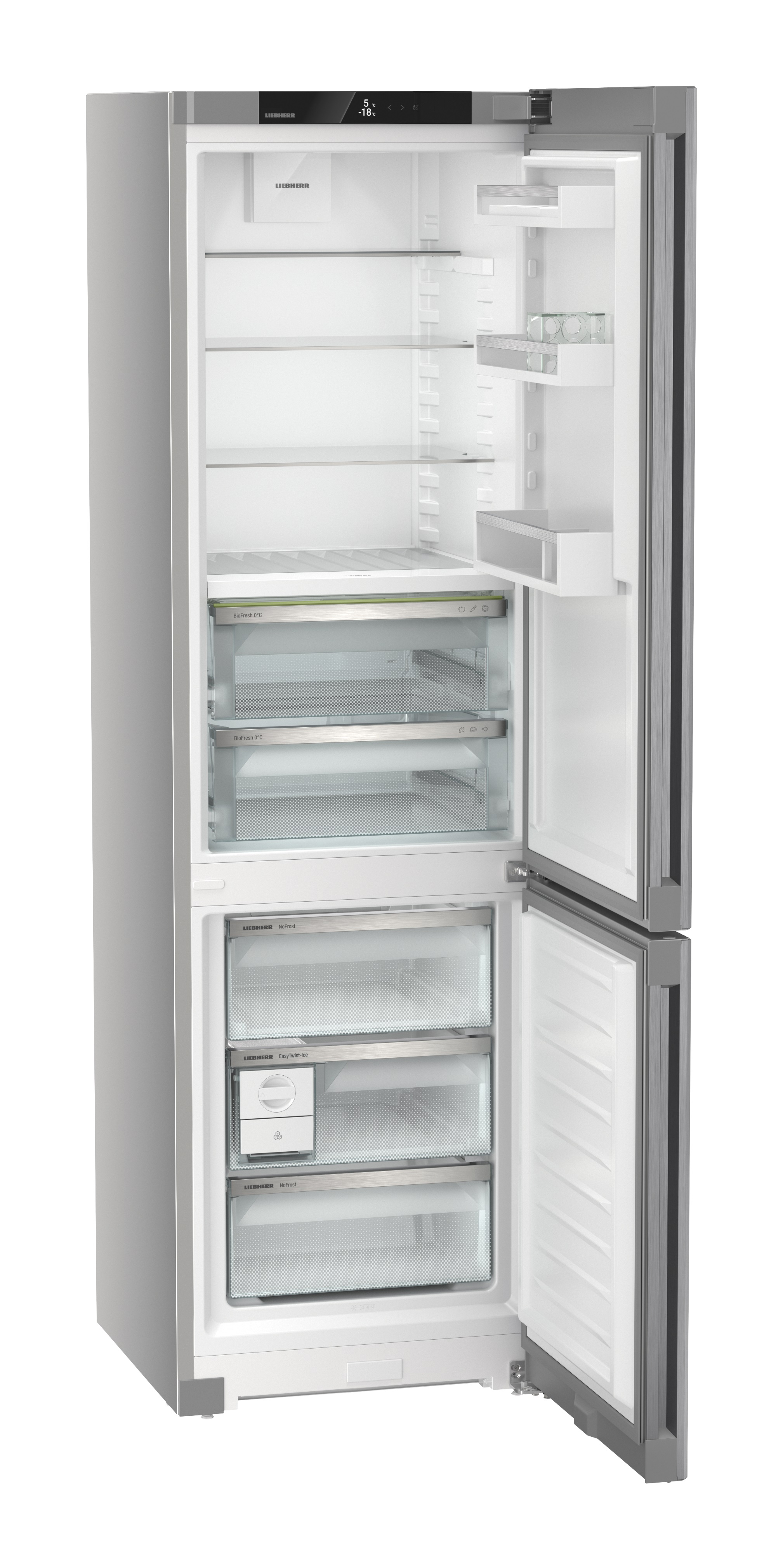 Un refrigerador abierto con múltiples estantes, cajones y un compartimento congelador. El interior es blanco.