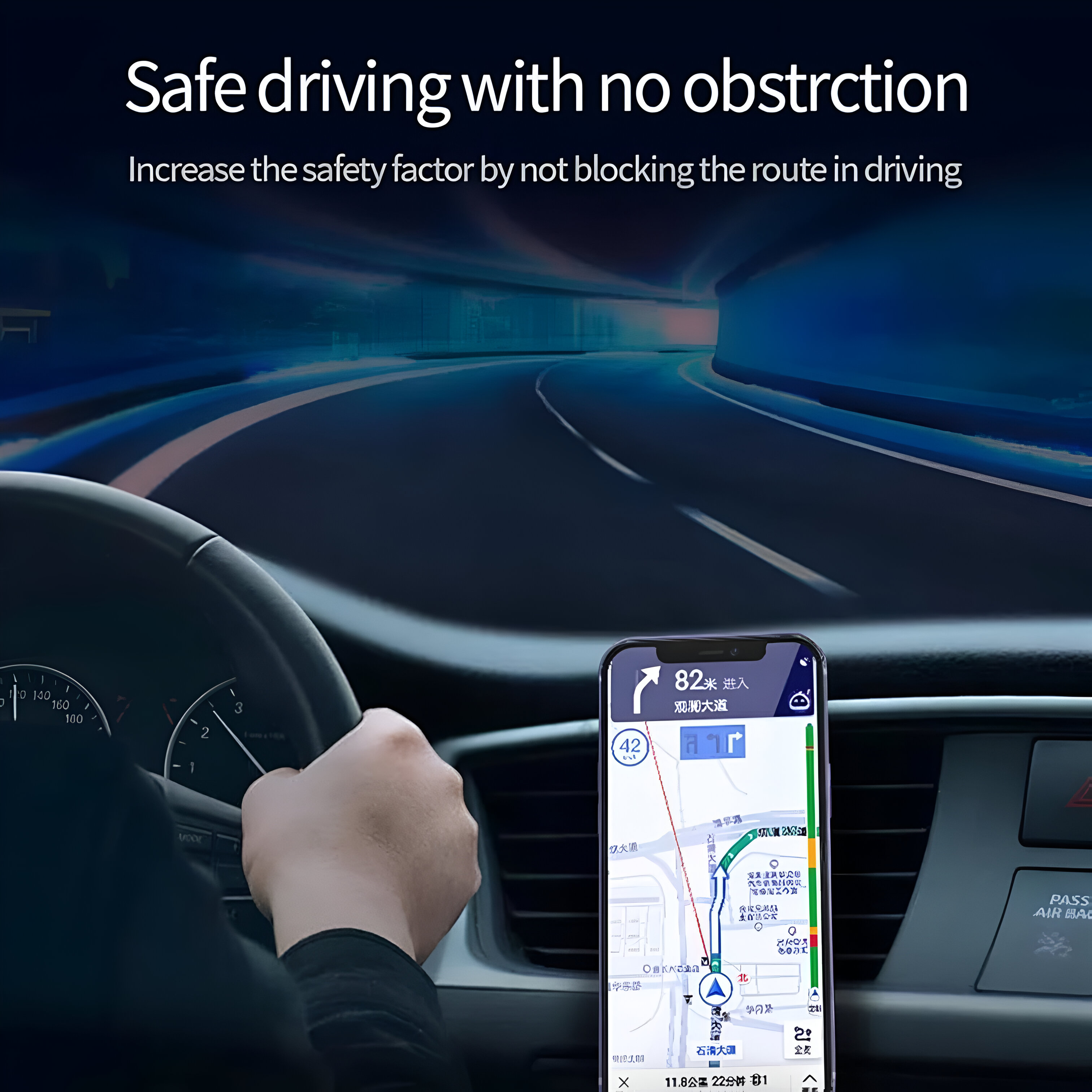 Un conductor sosteniendo un teléfono con una aplicación de navegación. El interior del coche y la carretera son visibles.