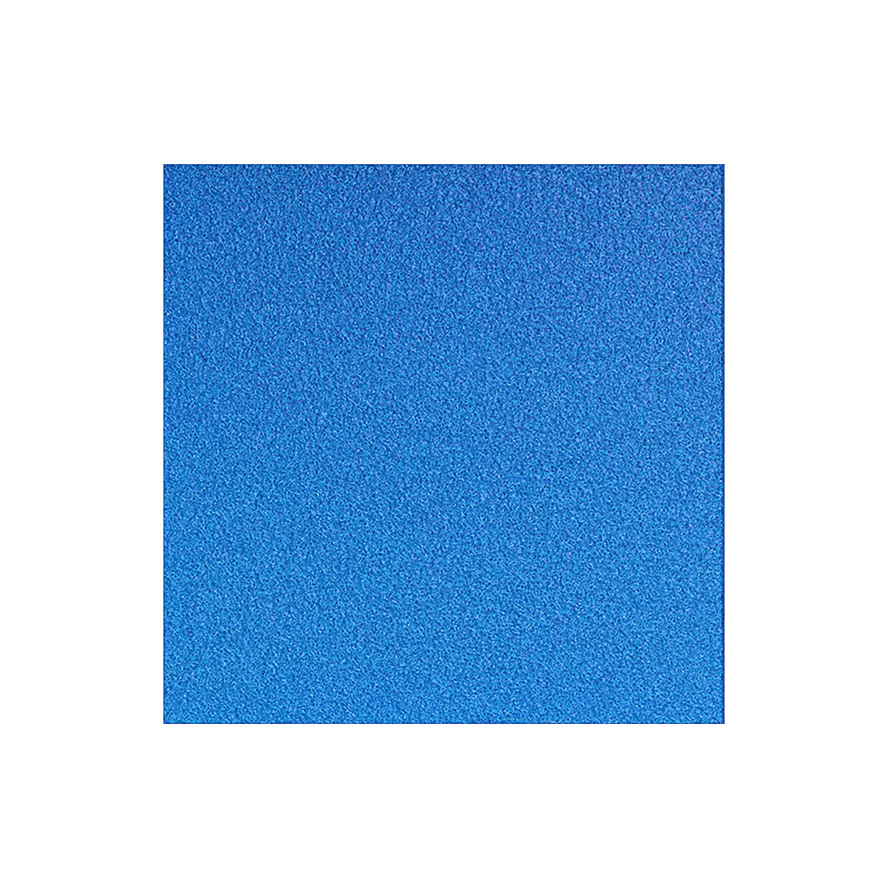 Ein festes Quadrat in leuchtender blauer Farbe, das den Rahmen ausfüllt, mit leicht strukturierter Oberfläche.