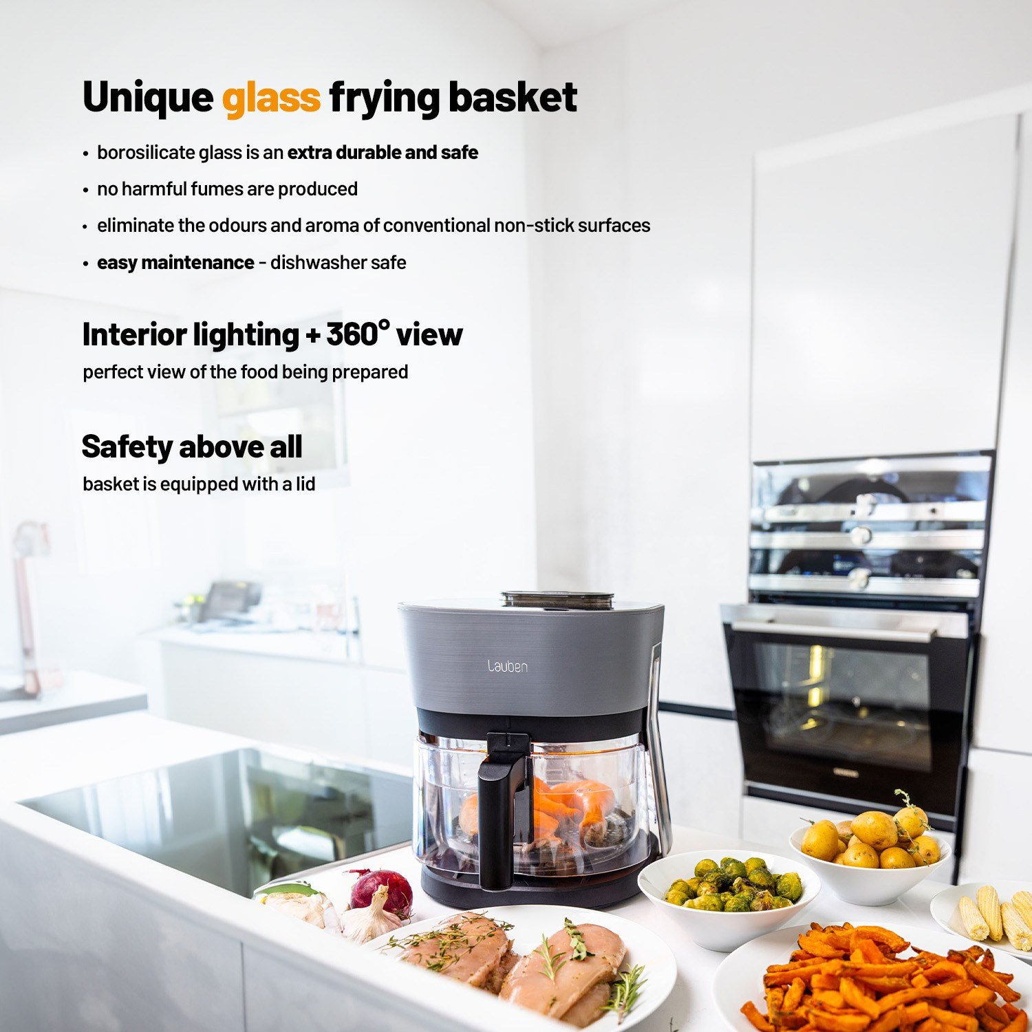 Friggitrice ad aria con cibo, testo sul cestello di frittura in vetro, illuminazione interna e sicurezza.
