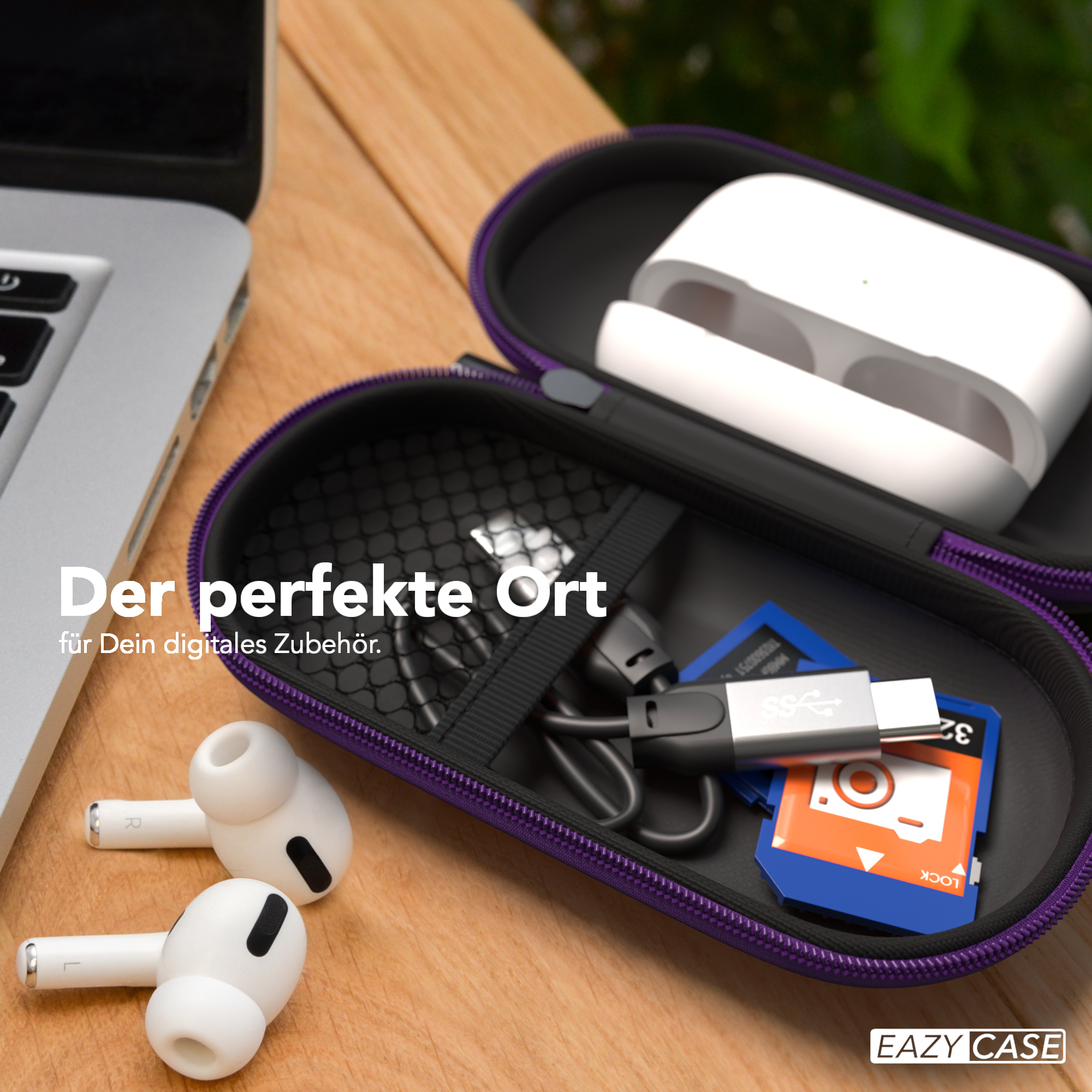 Eine offene lila Hülle mit weißen Ohrhörern, einem Laptop und Zubehör.