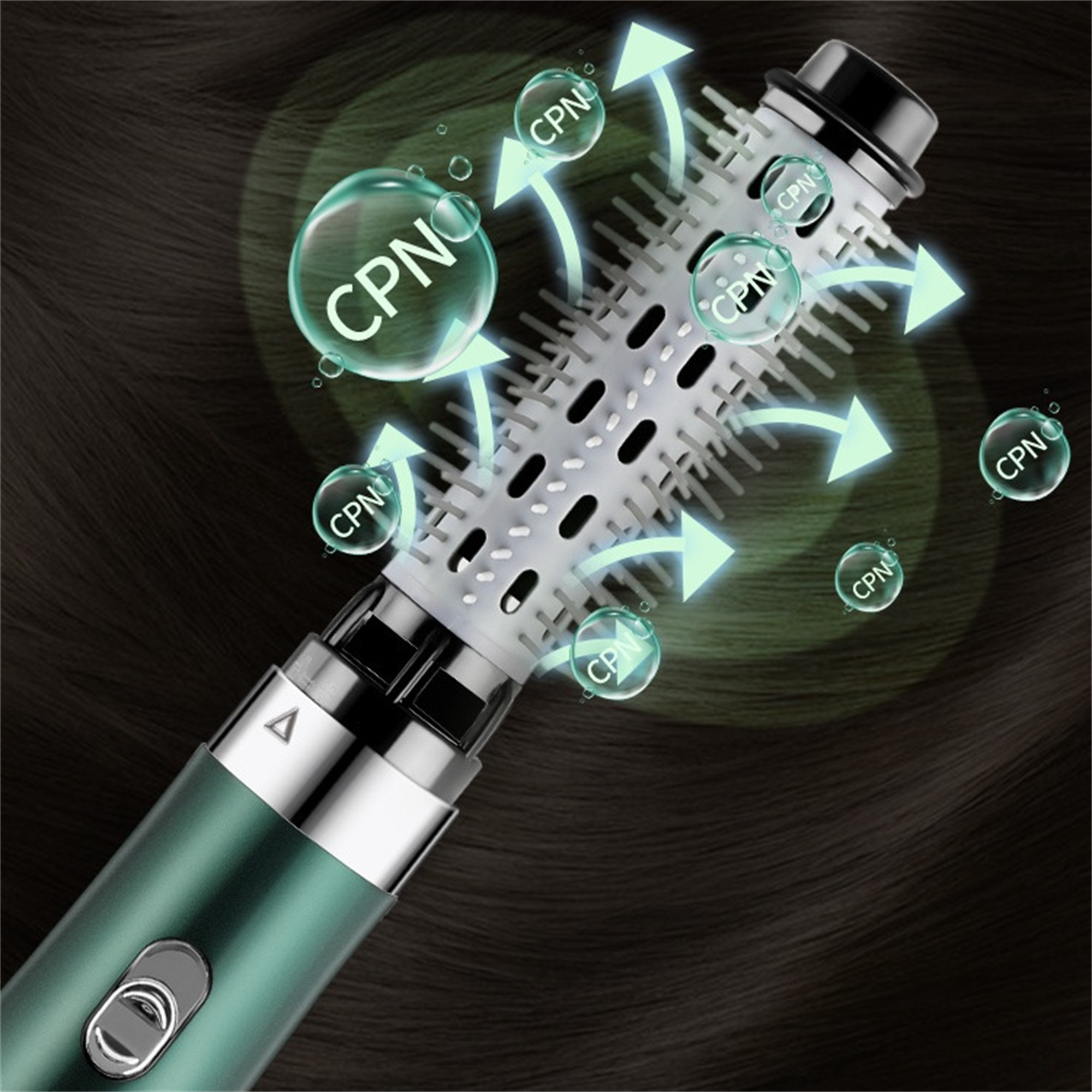 Haarstyling-Tool mit grünem Griff und weißem Bürstenteil. Pfeile zeigen die CPN-Funktion an.