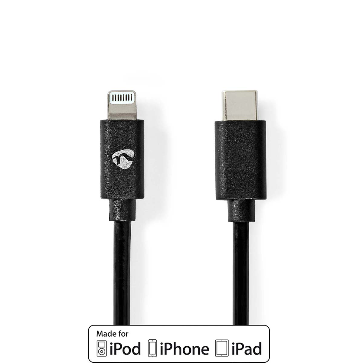 Câbles Lightning et USB-C noirs. Fond blanc. Pour iPod, iPhone, iPad.