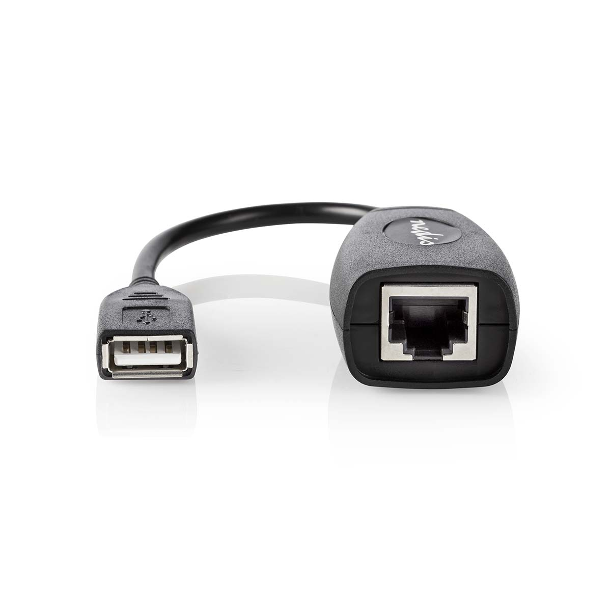 Un adattatore da USB a RJ45 nero con cavo curvo su bianco. Marchio Nedis.