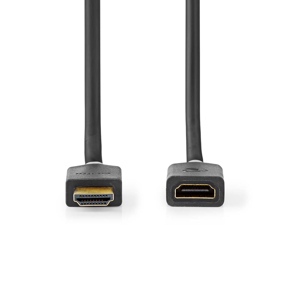 Twee zwarte HDMI-kabels met connectoren naar de kijker gericht, op een witte achtergrond.