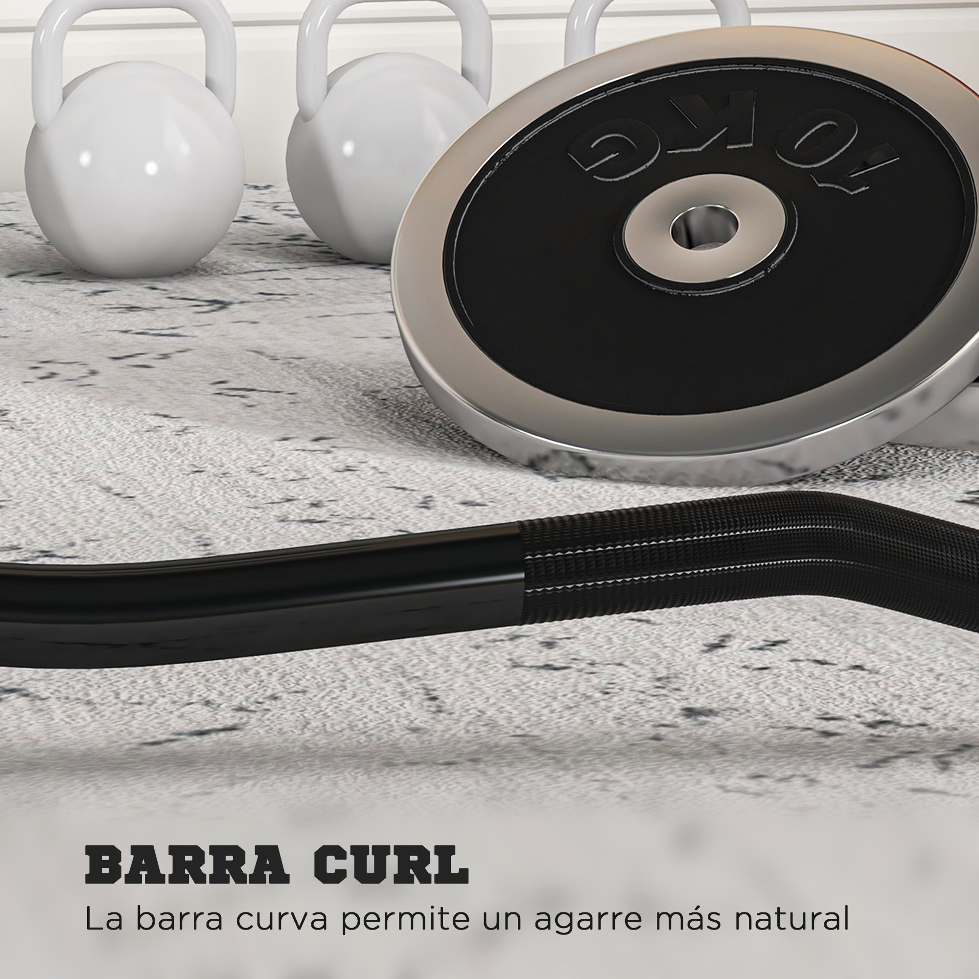 Barra curl negra con pesas y pesas rusas en el fondo. El suelo es de color claro.