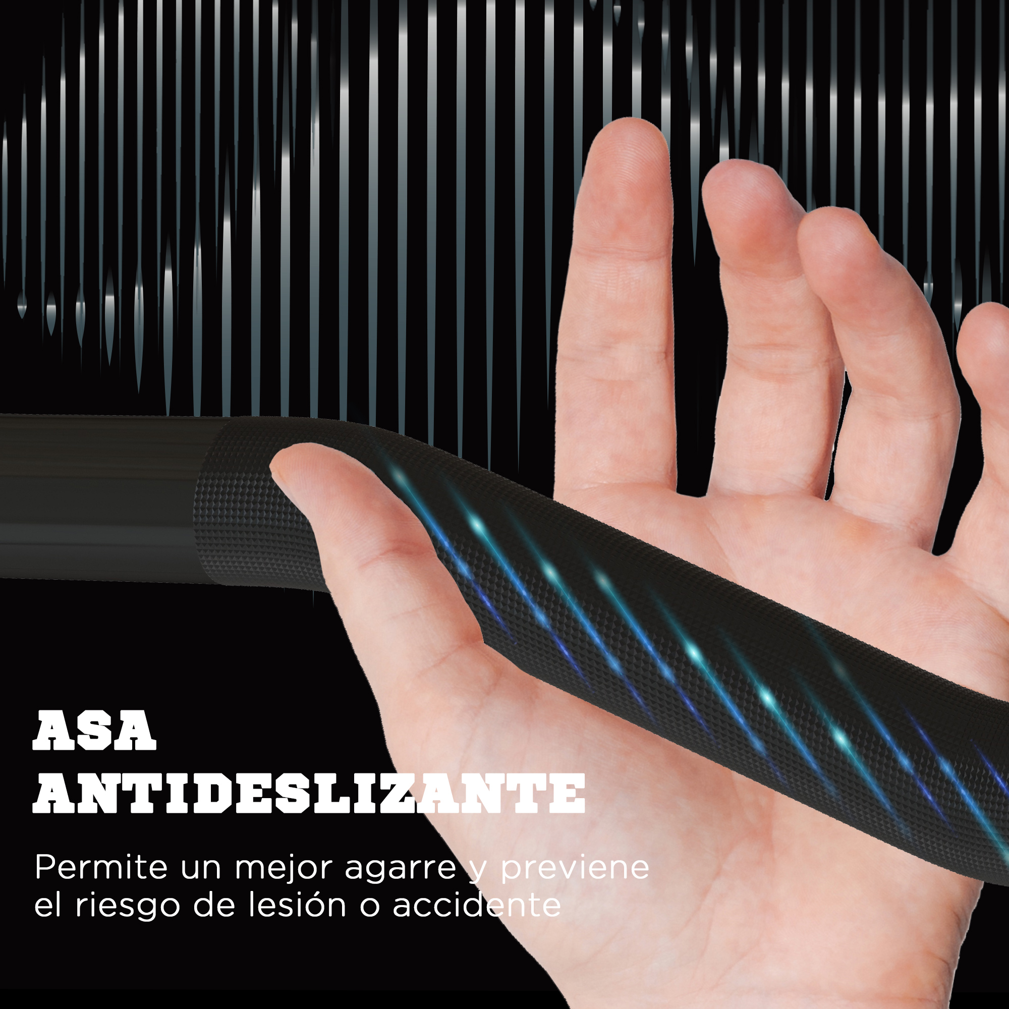 Mano agarrando un mango negro y texturizado con líneas azules.