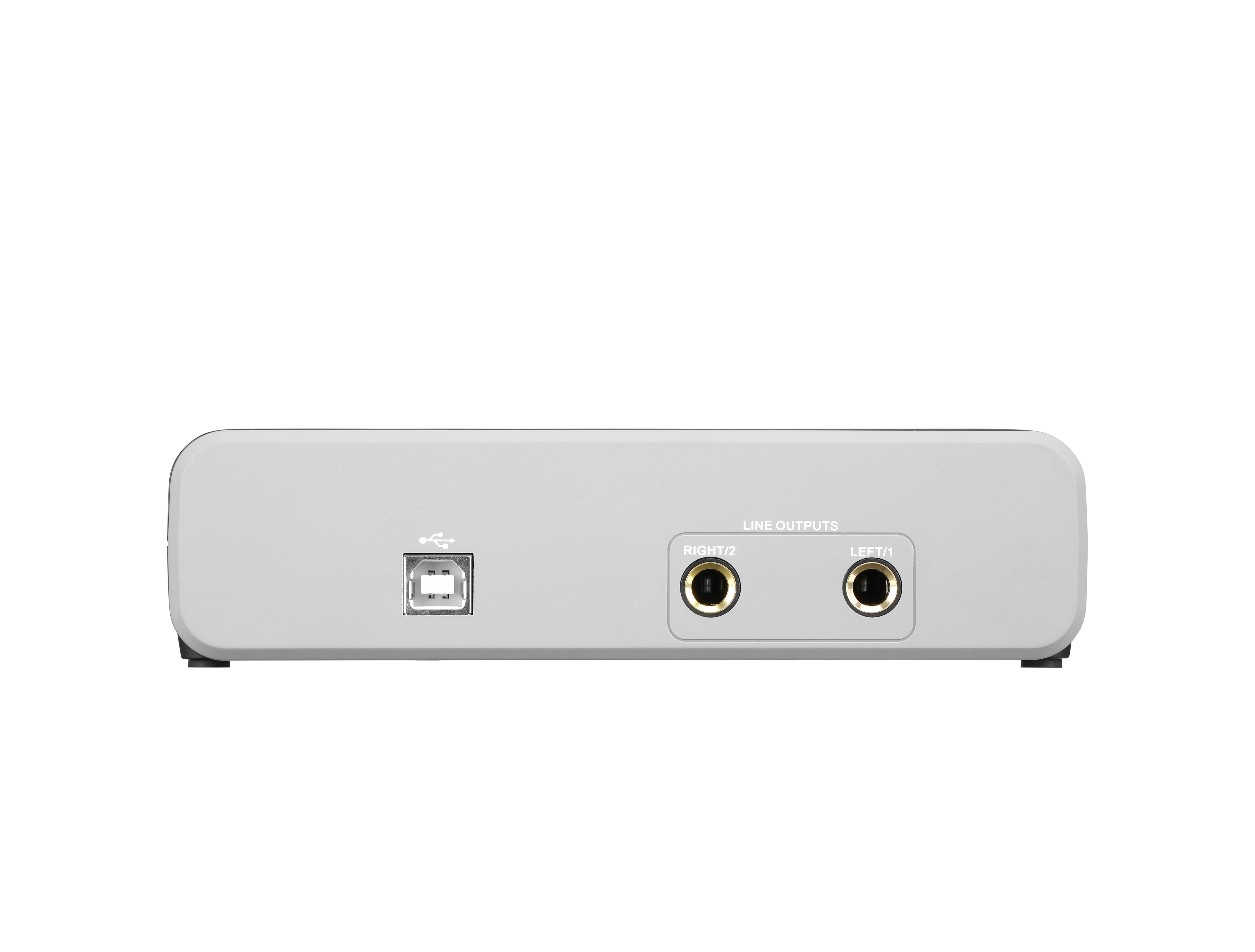 Dispositivo de interfaz de audio gris con puerto USB y salidas de línea. Blanco.