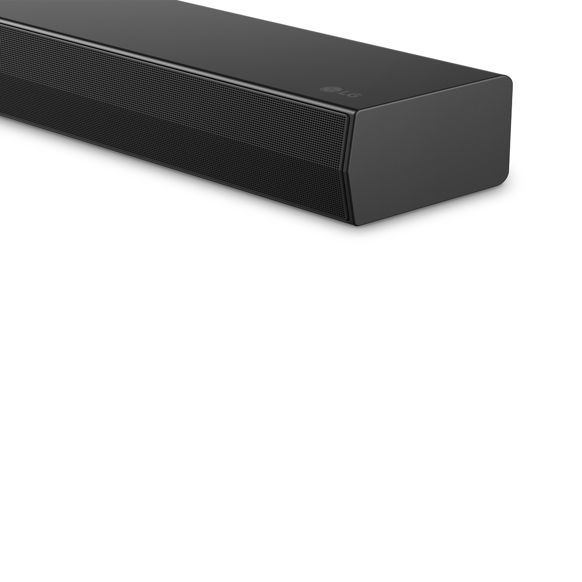 Czarny soundbar LG, widok z boku. Głośnik ma siatkową przednią część i znajduje się na białym tle.