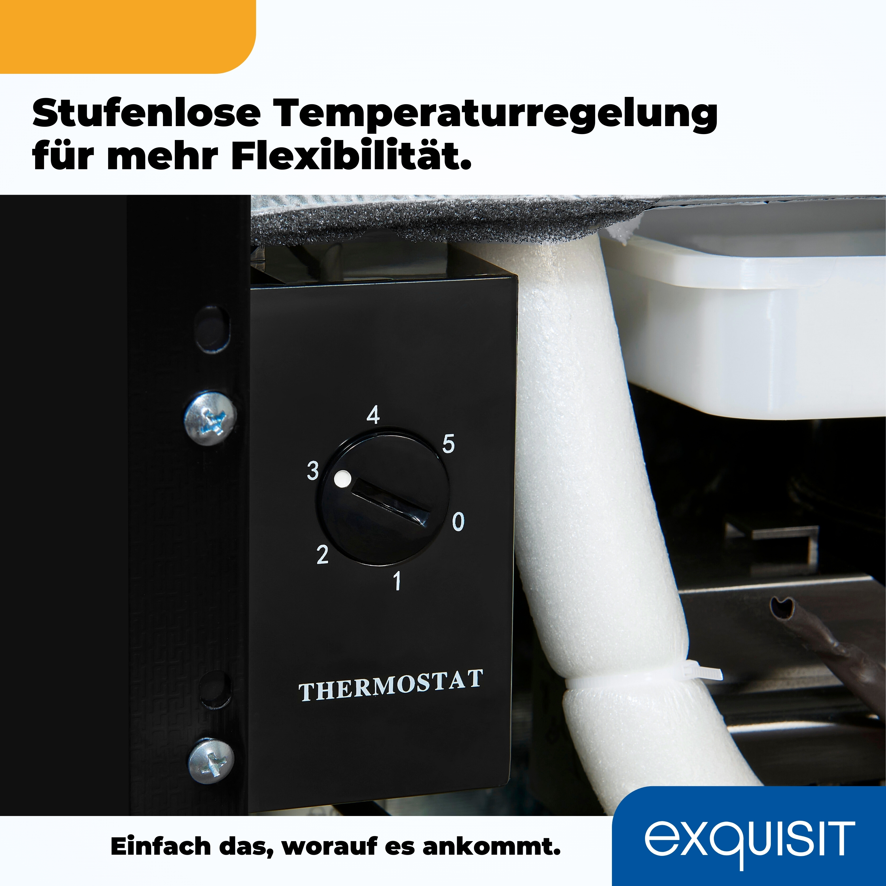 Schwarzes Thermostatrad mit Zahlen 0-5. Weiße Isolierung, schwarzer Hintergrund. Exquisit-Logo.