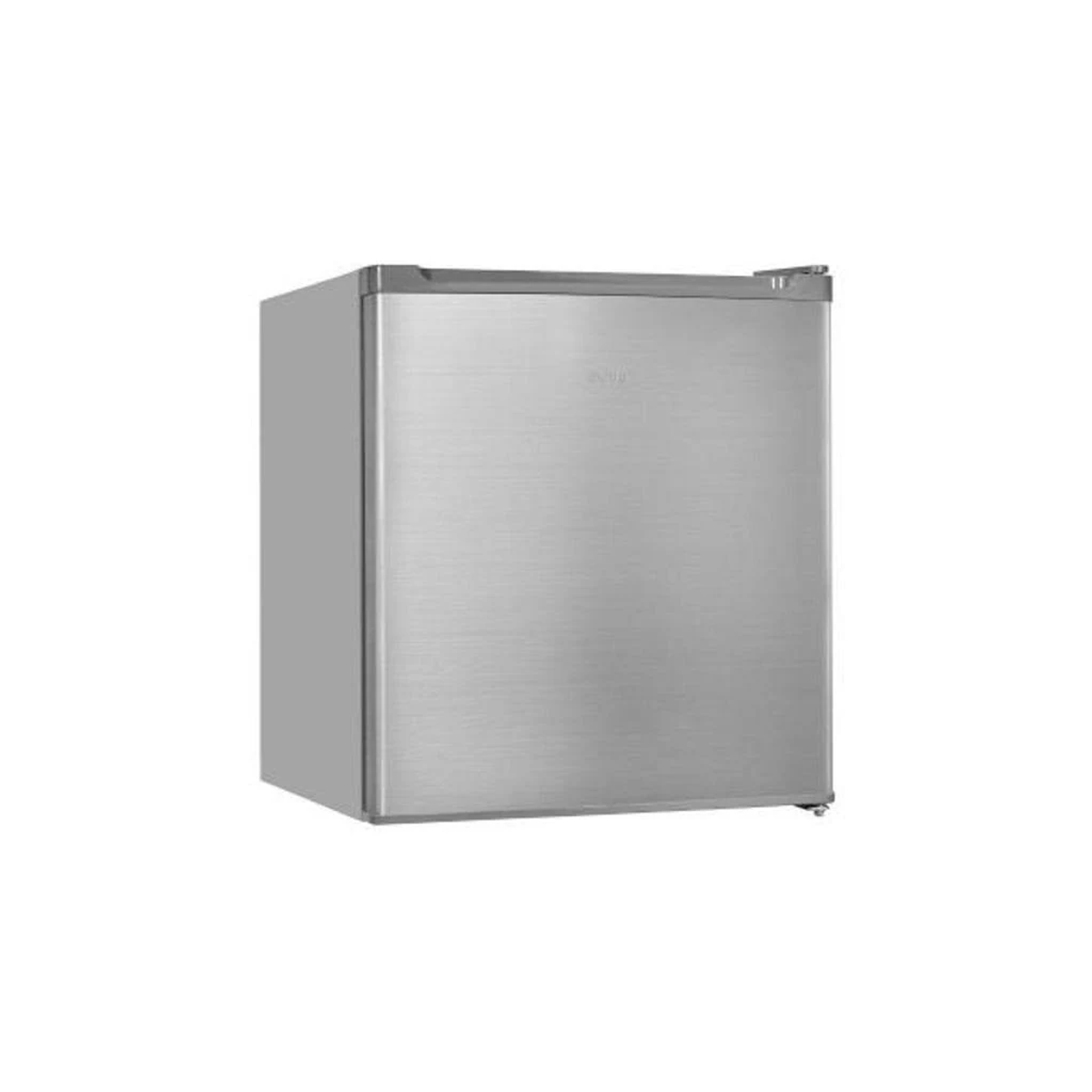 Un pequeño refrigerador de acero inoxidable, de forma cuadrada, sobre un fondo blanco.