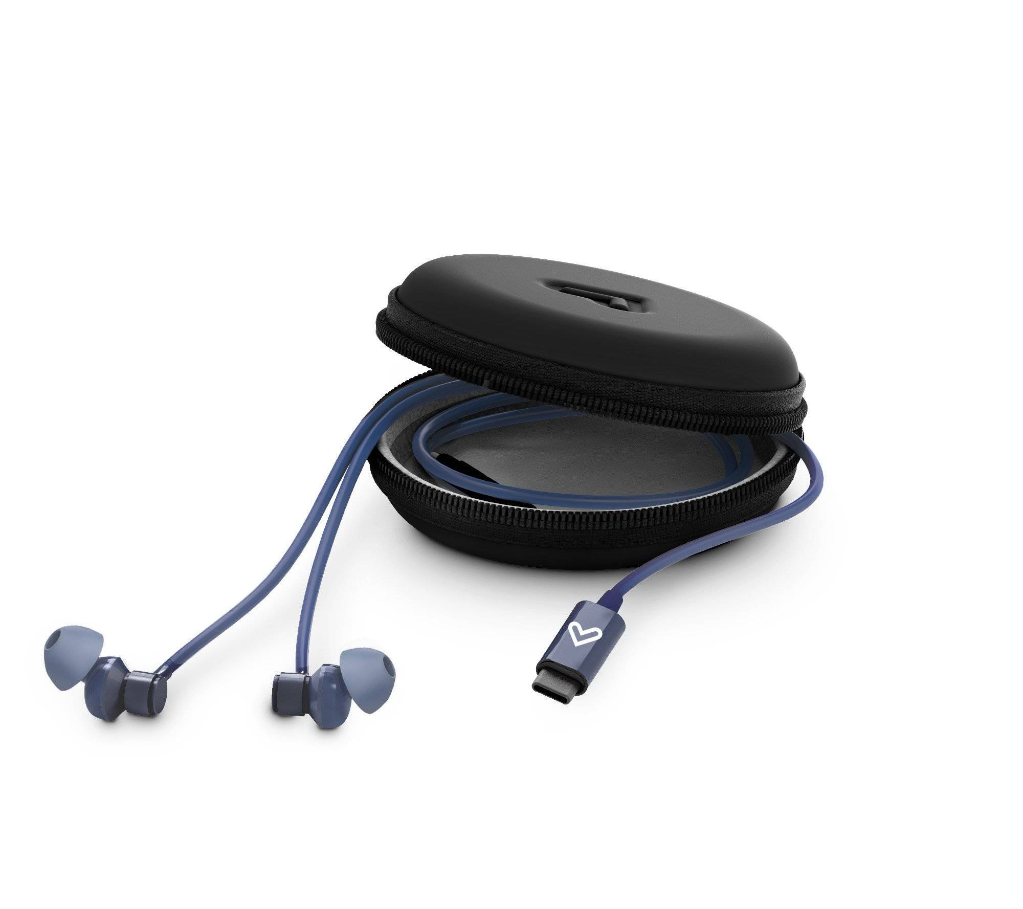 Auricolari blu con connettore USB-C, posizionati vicino a una custodia da trasporto nera e rotonda.