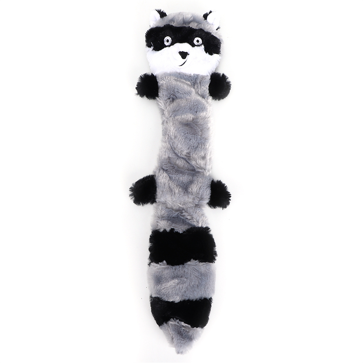 Ein flauschiges, graues Waschbärspielzeug mit schwarz-weiß gestreiftem Schwanz, isoliert auf weißem Hintergrund.