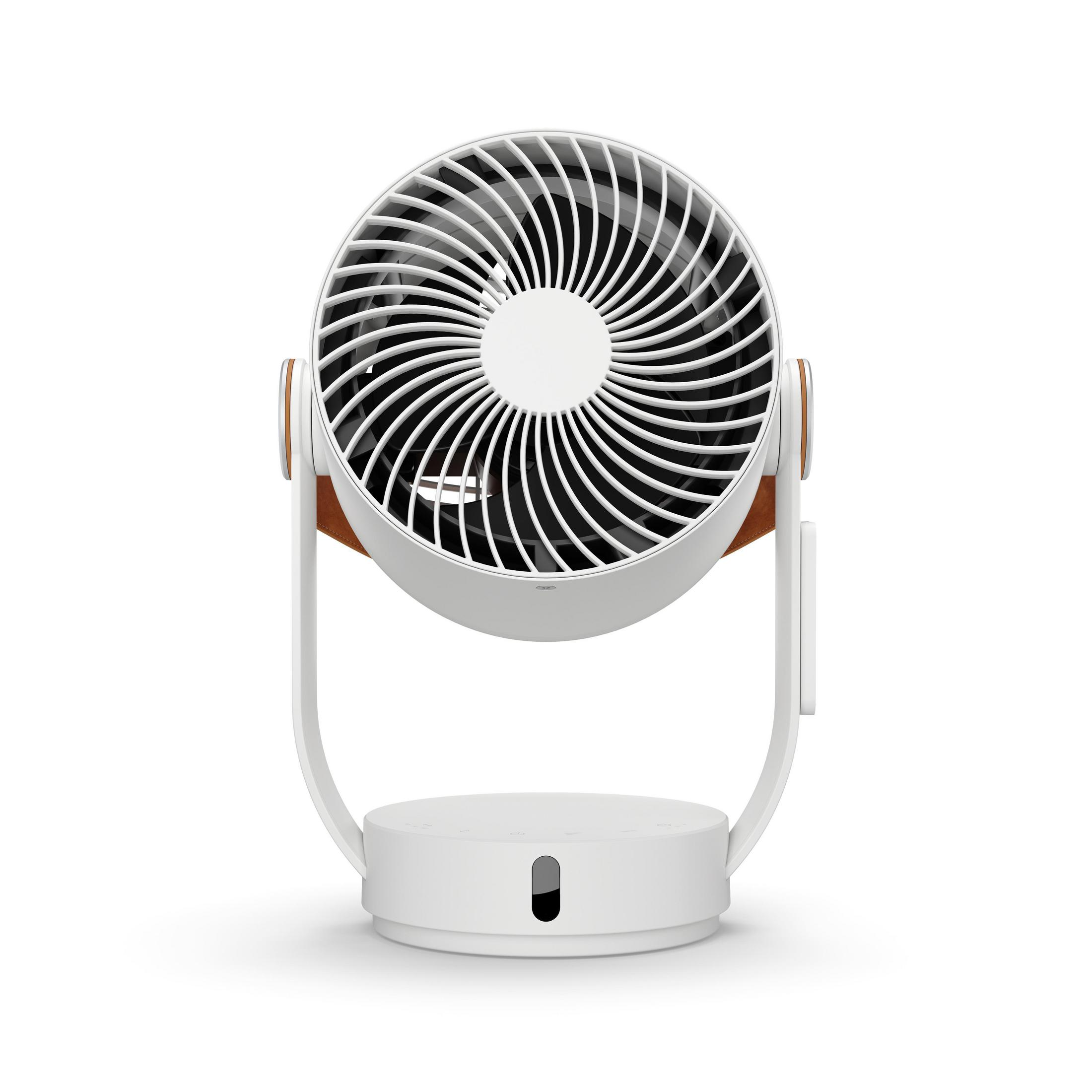 Ein weißer Ventilator mit geschwungenem Design, mit Frontansicht und weißem Sockel.