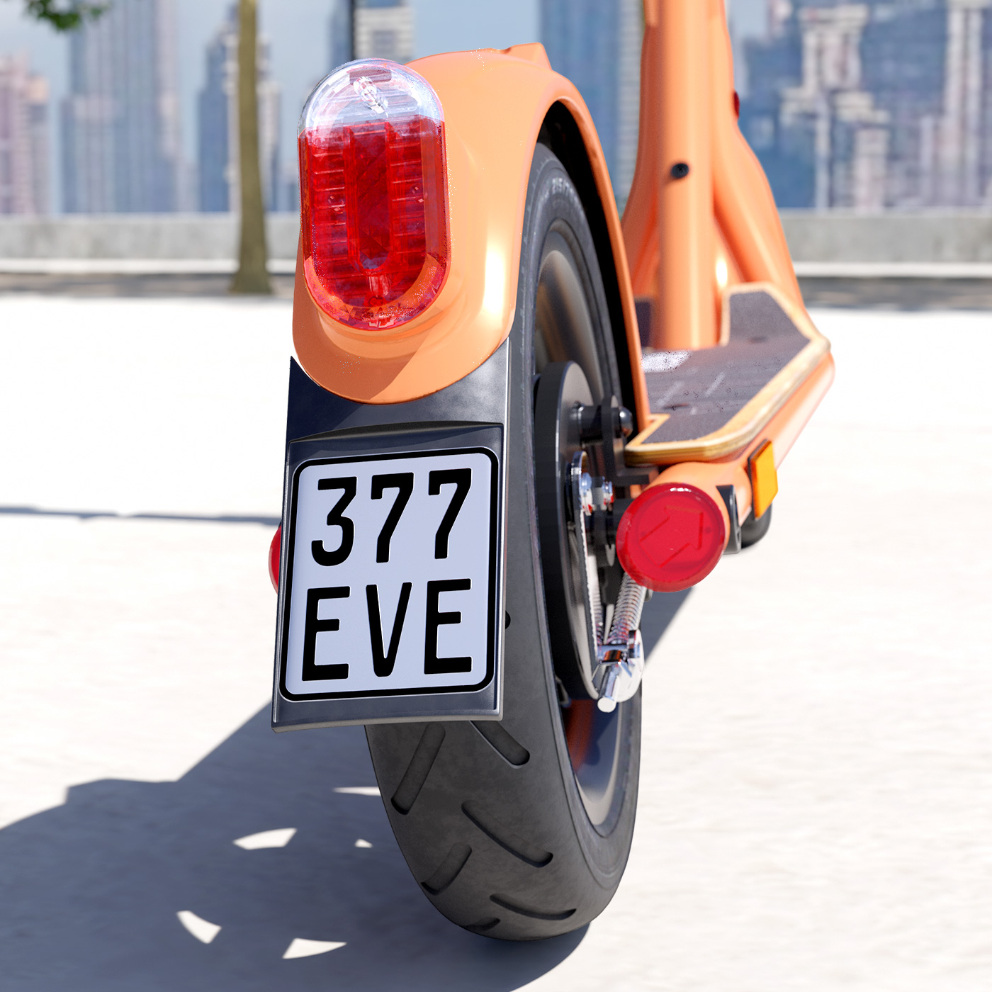 Orangefarbene E-Scooter-Rückansicht mit Nummernschild, auf dem 377 EVE steht.