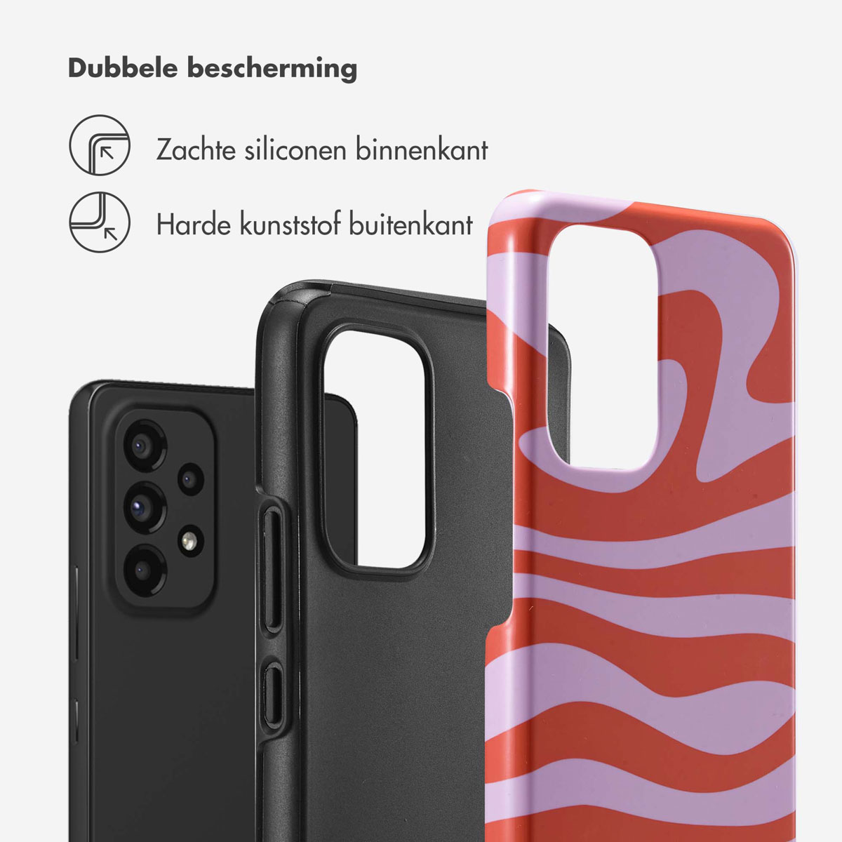 Deux coques de téléphone côte à côte, une noire et une avec des vagues roses et violettes.