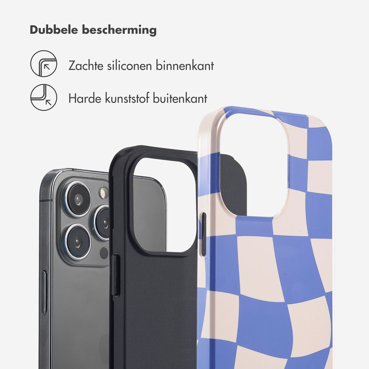 Telefoon in een hoesje met een blauw-wit geblokt patroon, met een zwart frame. Drie elementen getoond.