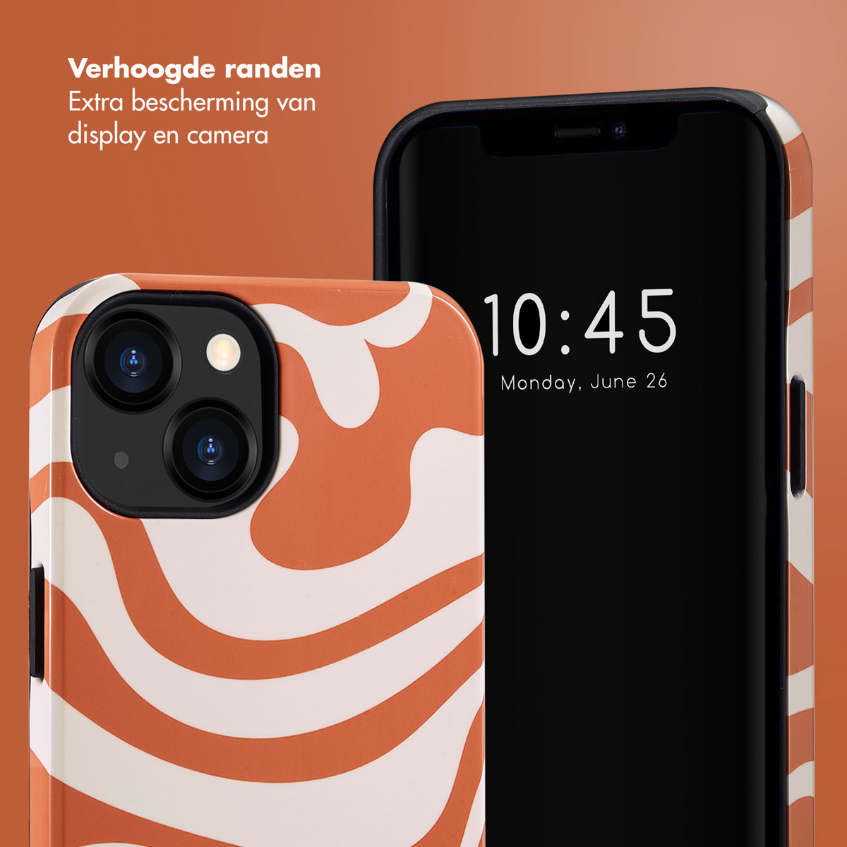 Coque de téléphone avec motif tourbillon orange et blanc et un téléphone avec écran noir affichant l'heure.