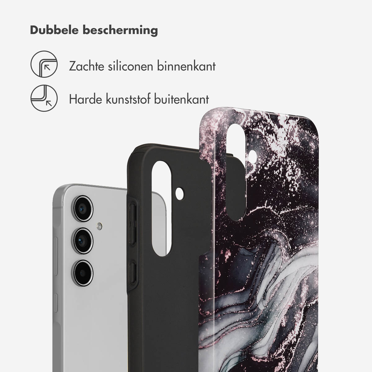 Telefoon en hoesje. Hoesje heeft een zwart marmerpatroon. Telefoon is zilver. Achtergrond is wit.