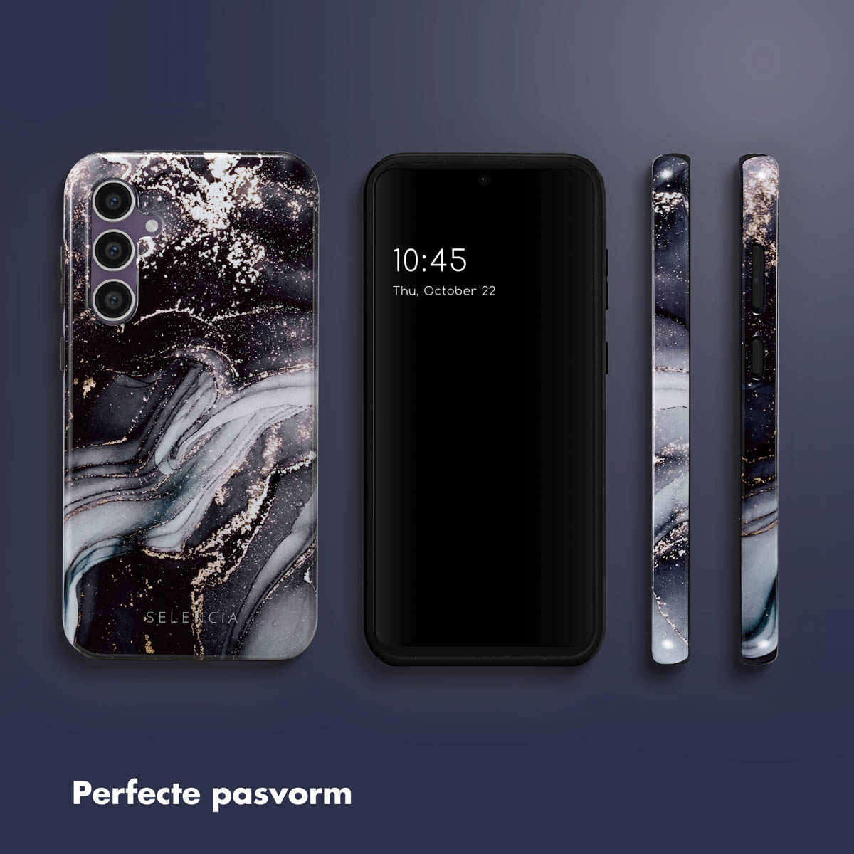 Telefono con custodia dal design in marmo nero e oro, ora 10:45. Due lati della custodia. Sfondo blu scuro.
