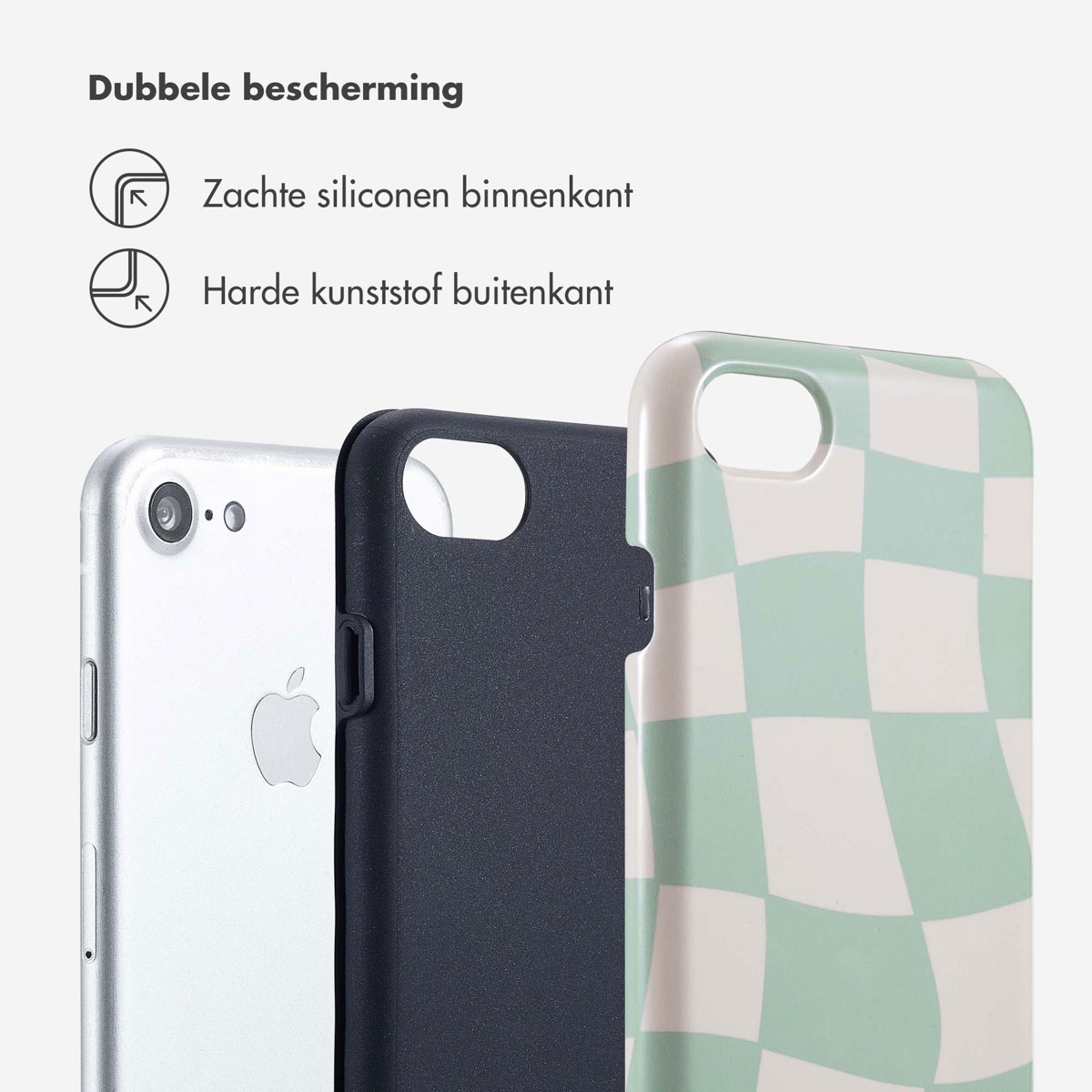 Téléphone et coque avec un motif à carreaux verts. Deux autres coques visibles, chacune avec un design différent.