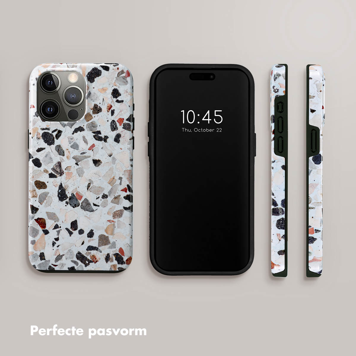 Telefoonhoesje met wit, zwart en oranje steenpatroon. Telefoon toont tijd en datum. Zijkanten zichtbaar.