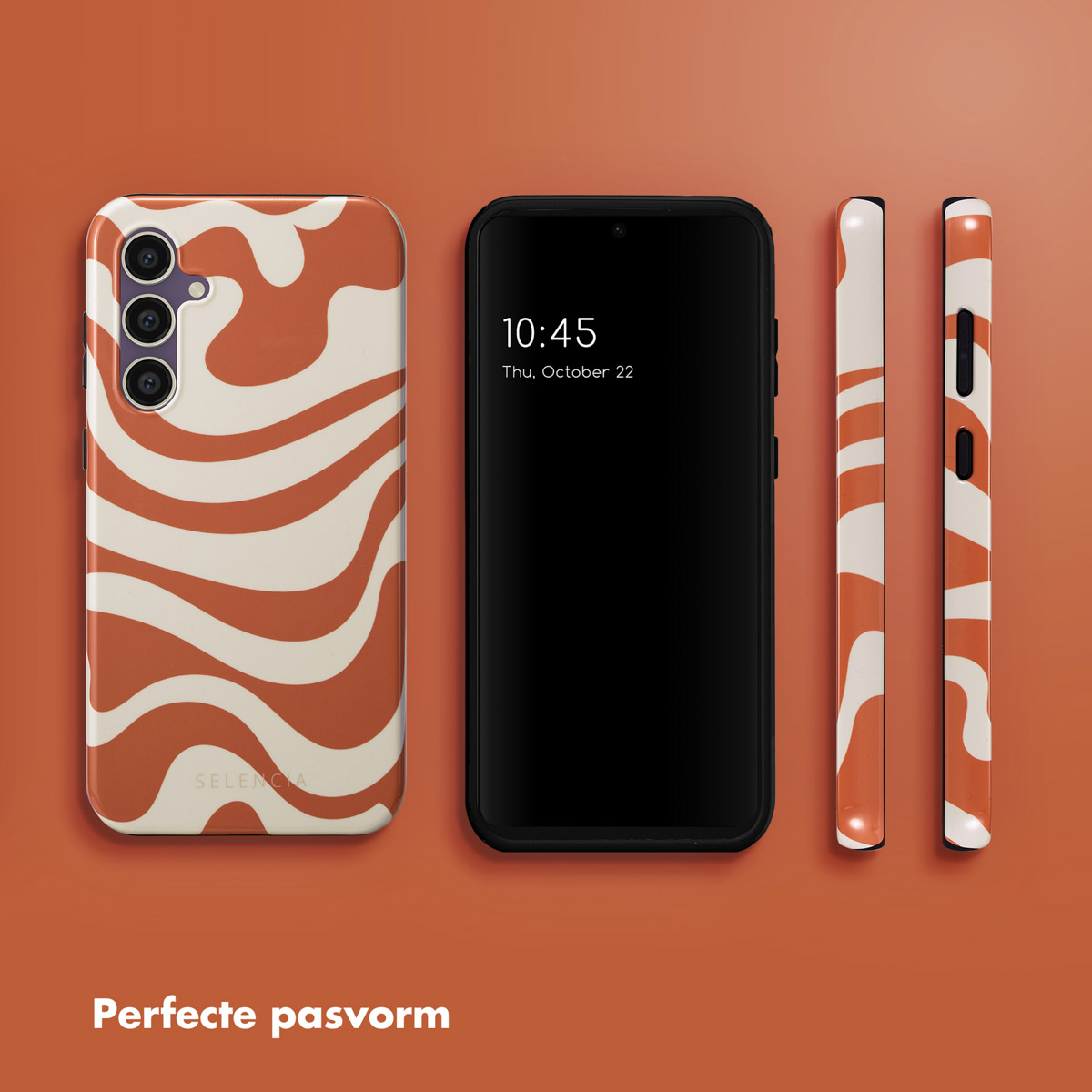 Telefoon met hoesje, telefoon in het midden. Hoesje heeft golvend oranje en wit patroon. Telefoonscherm toont de tijd.