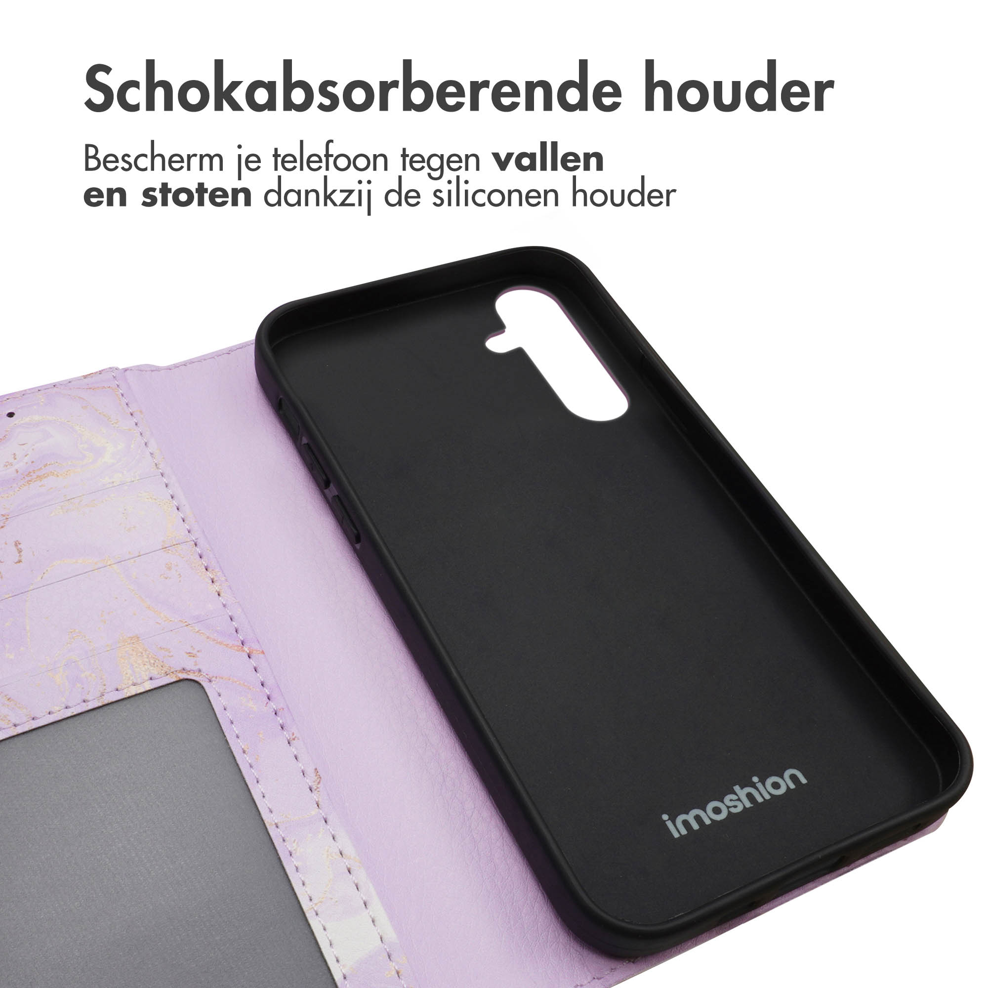 Roze marmerpatroon telefoonhoesje met een zwarte telefoon erin. De hoes is open.