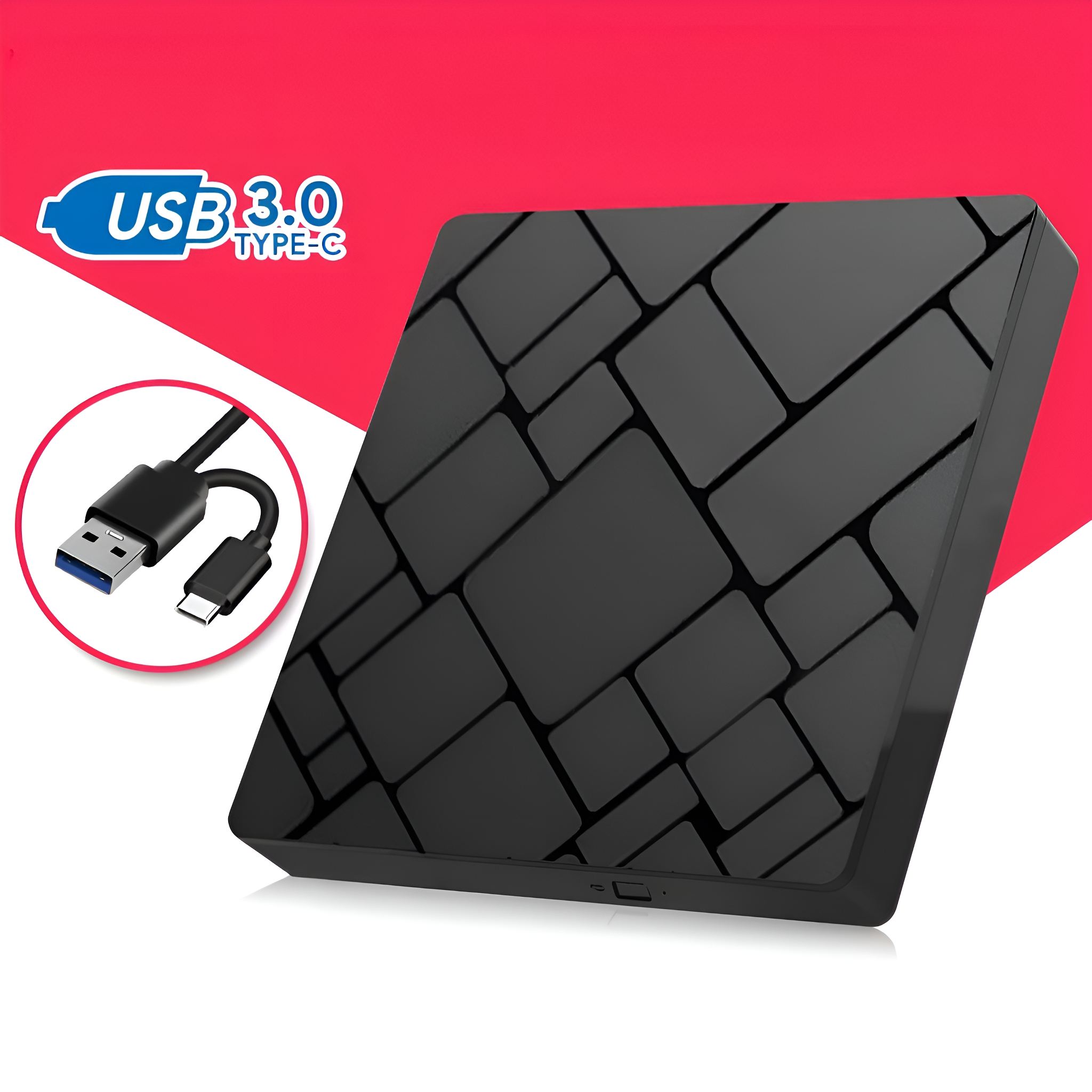Eine schwarze externe Festplatte USB 3.0 Typ-C mit gemusterter Oberseite, USB-Kabel und hellem roten Hintergrund.