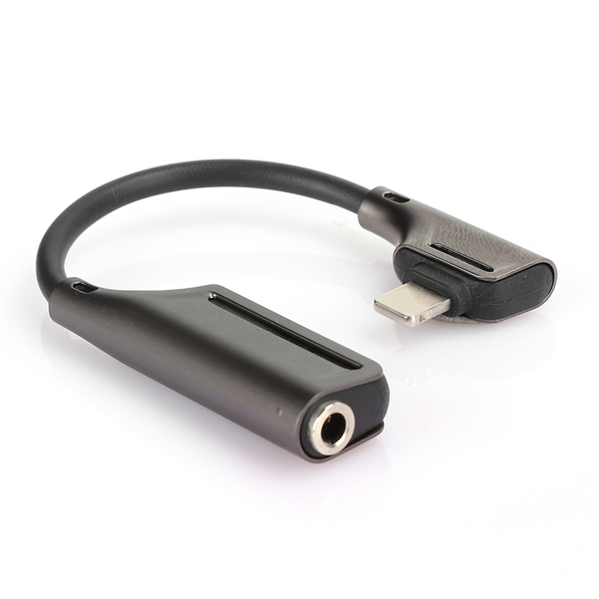 Ein USB-C-zu-3,5-mm-Audioadapter, dunkelgrau, isoliert auf Weiß. Bietet Audio-Konnektivität.