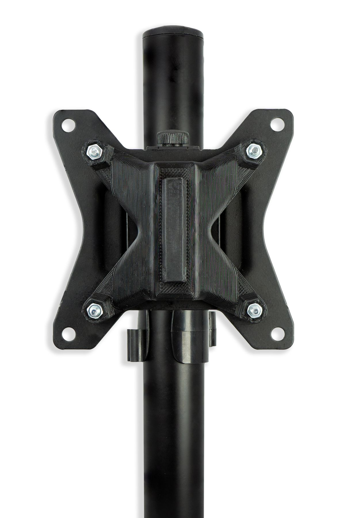 Eine schwarze Monitorhalterung an einer schwarzen Stange. Die Halterung hat ein quadratisches Design.
