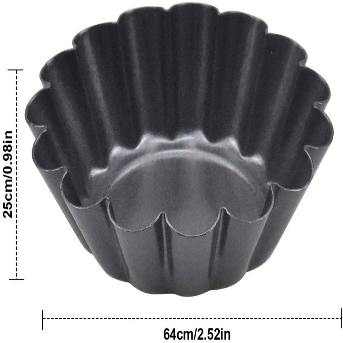 Schwarze, geriffelte Backform mit Maßen: 25 cm/0,98 Zoll, 64 cm/2,52 Zoll.