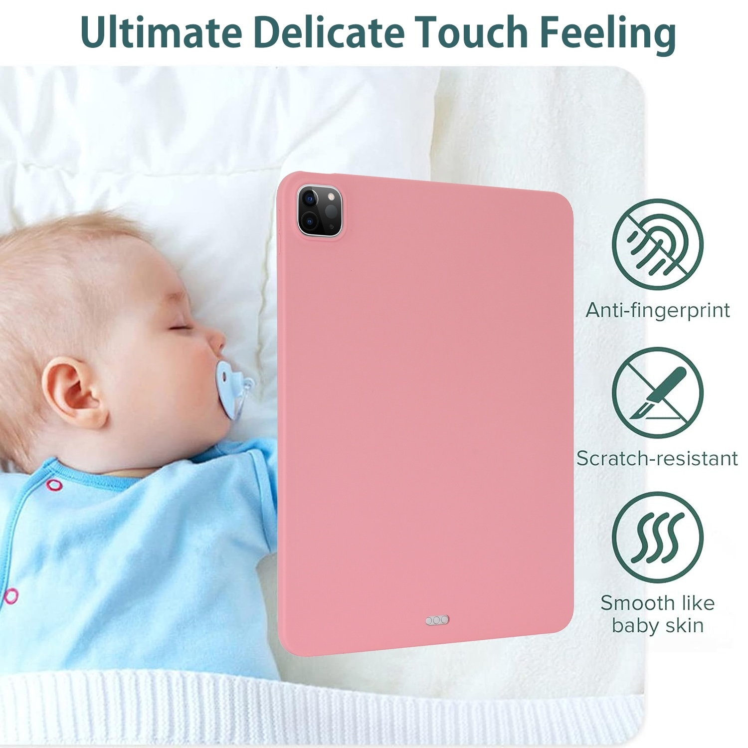 Ein schlafendes Baby mit Schnuller neben einer rosa iPad-Hülle auf einer weichen weißen Oberfläche.