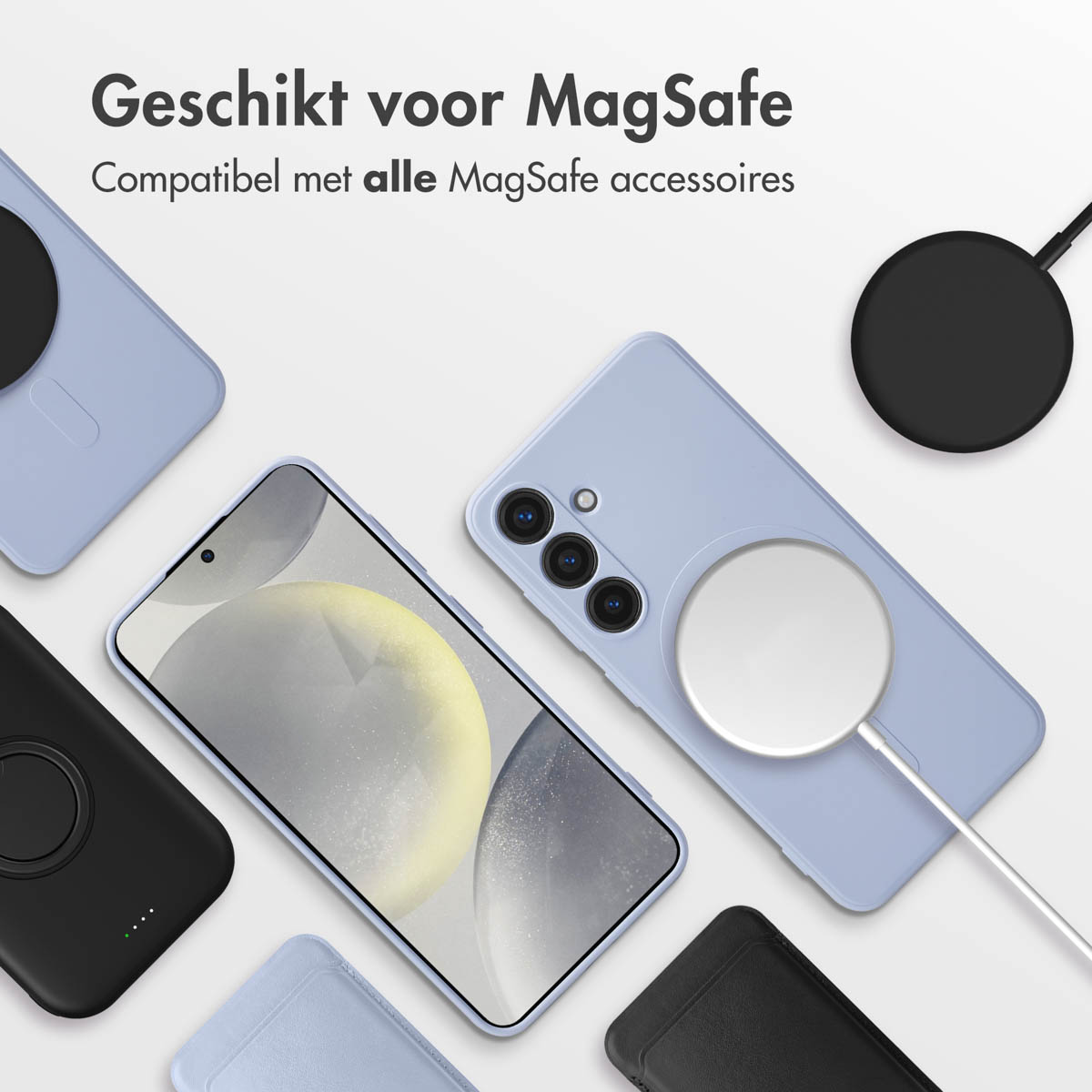 Telefoons en accessoires, waaronder hoesjes, oplaadpads en een paar telefoons, allemaal met MagSafe.
