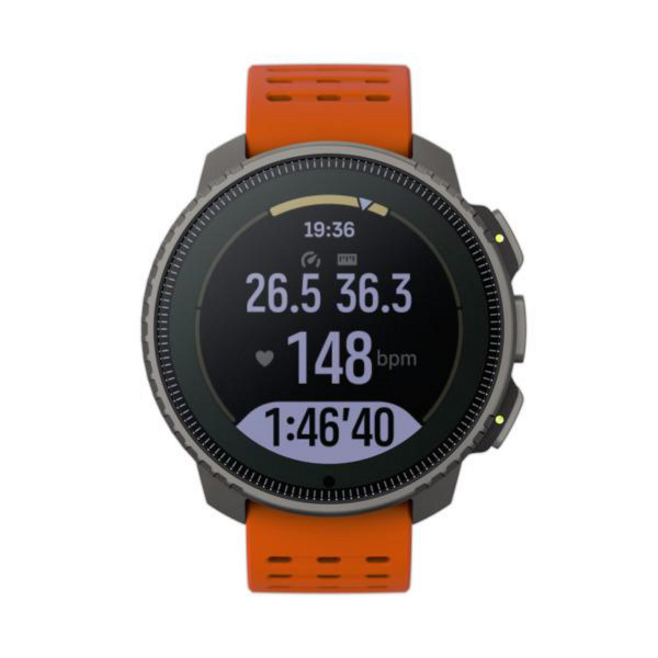 Smartwatch pokazujący czas, tętno (148 bpm) i czas trwania treningu (1:46'40). Pomarańczowy pasek.