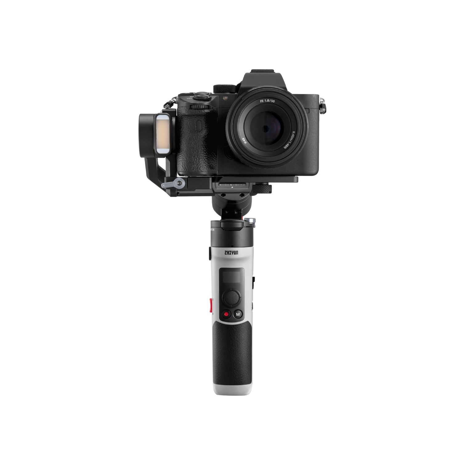 Cámara negra en un gimbal, montada en un mango blanco y negro, fondo negro.