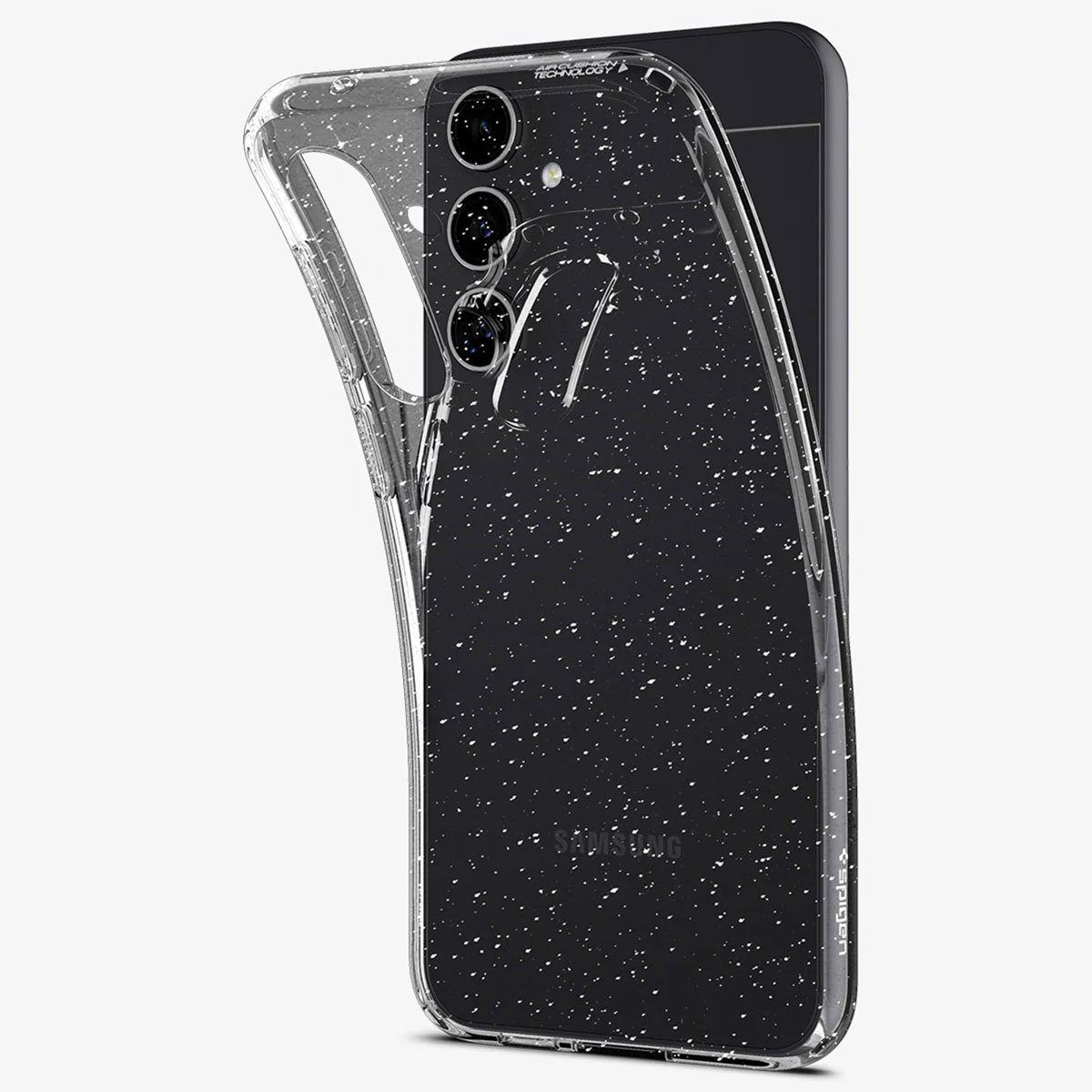 Przezroczyste etui na telefon z czarnymi plamkami, telefon w środku. Białe tło.