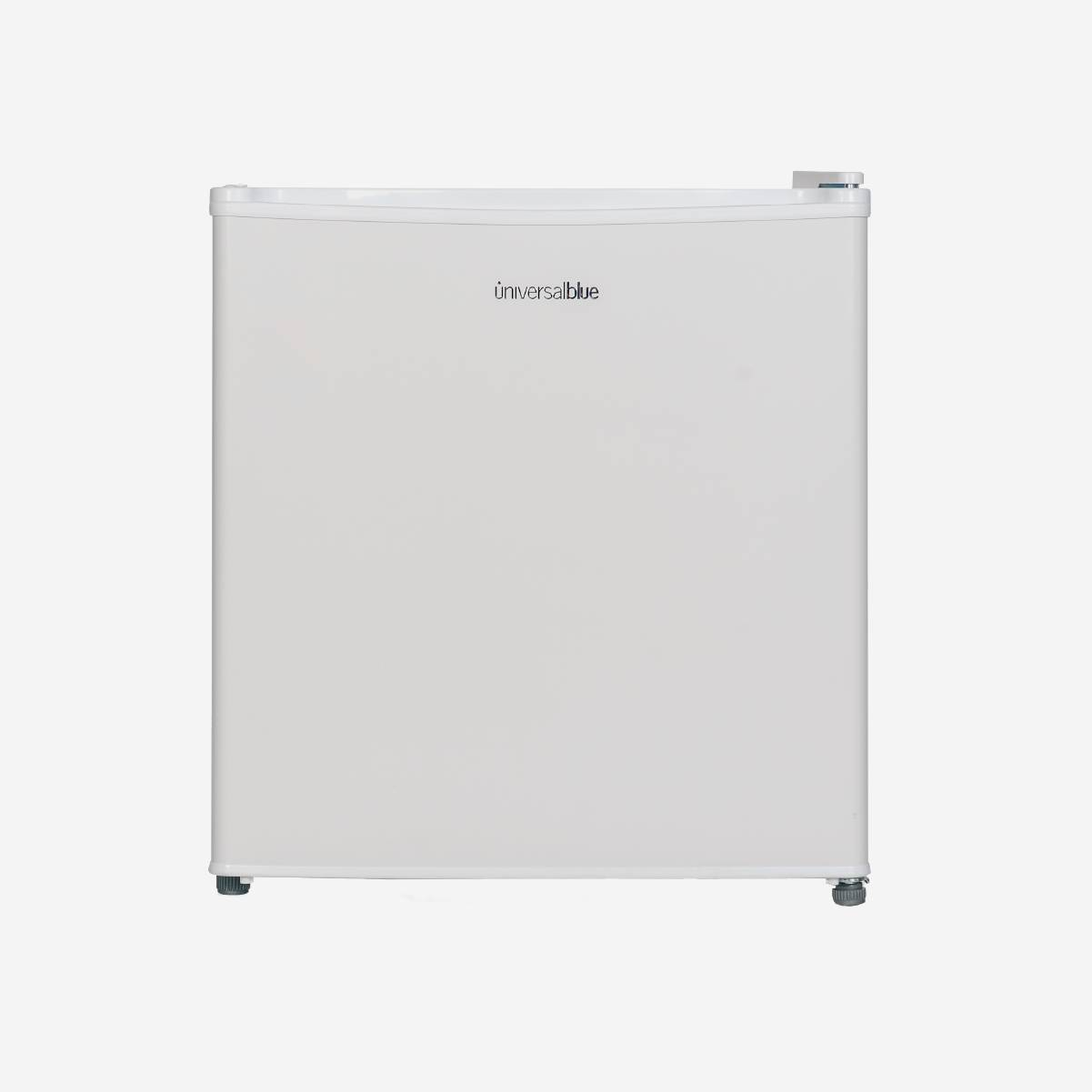 Un mini-refrigerador blanco con la marca 'universal.blue' sobre un fondo blanco.