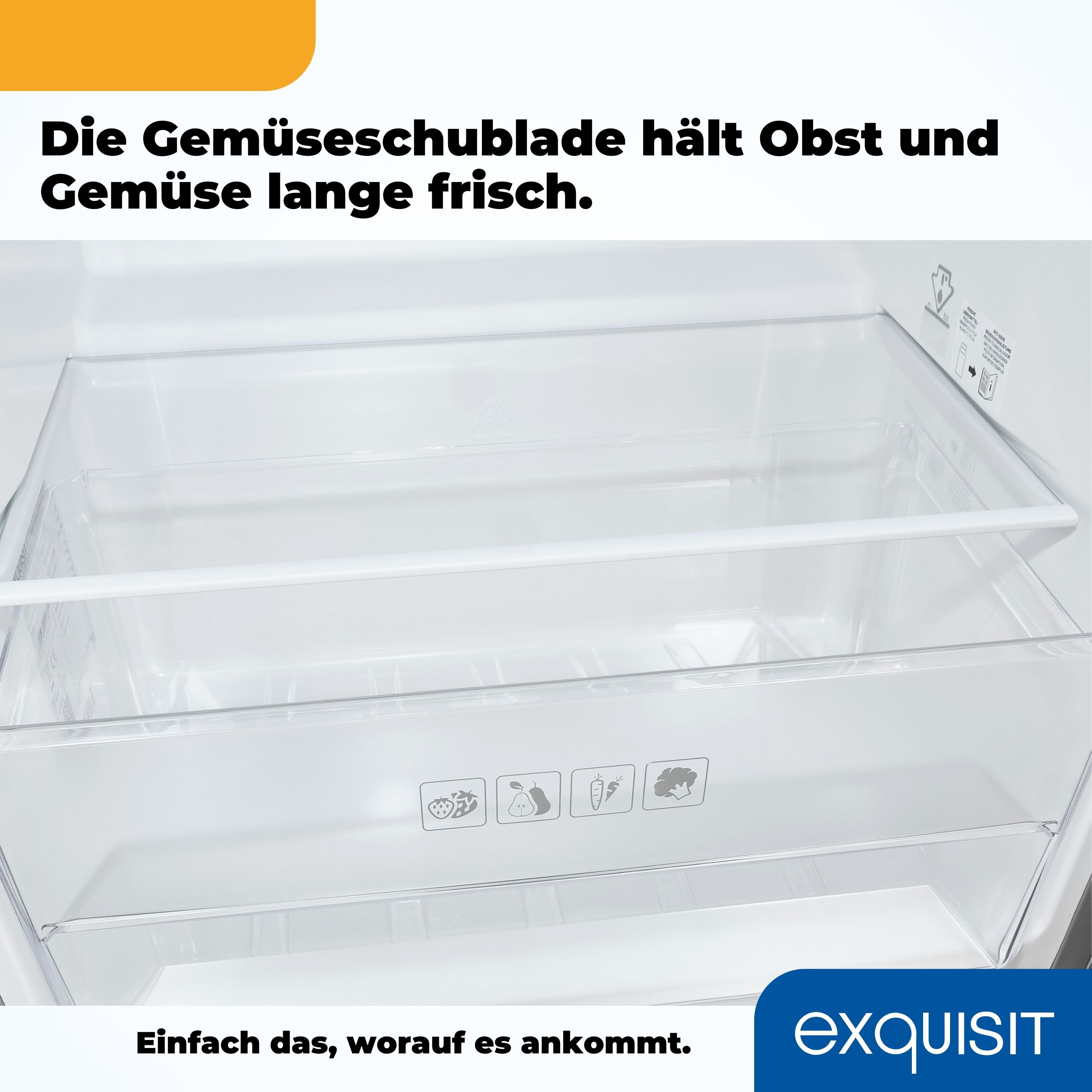Kühlschrankinnenraum mit transparenten Ablagen und Text darüber, der Obst und Gemüse frisch hält.
