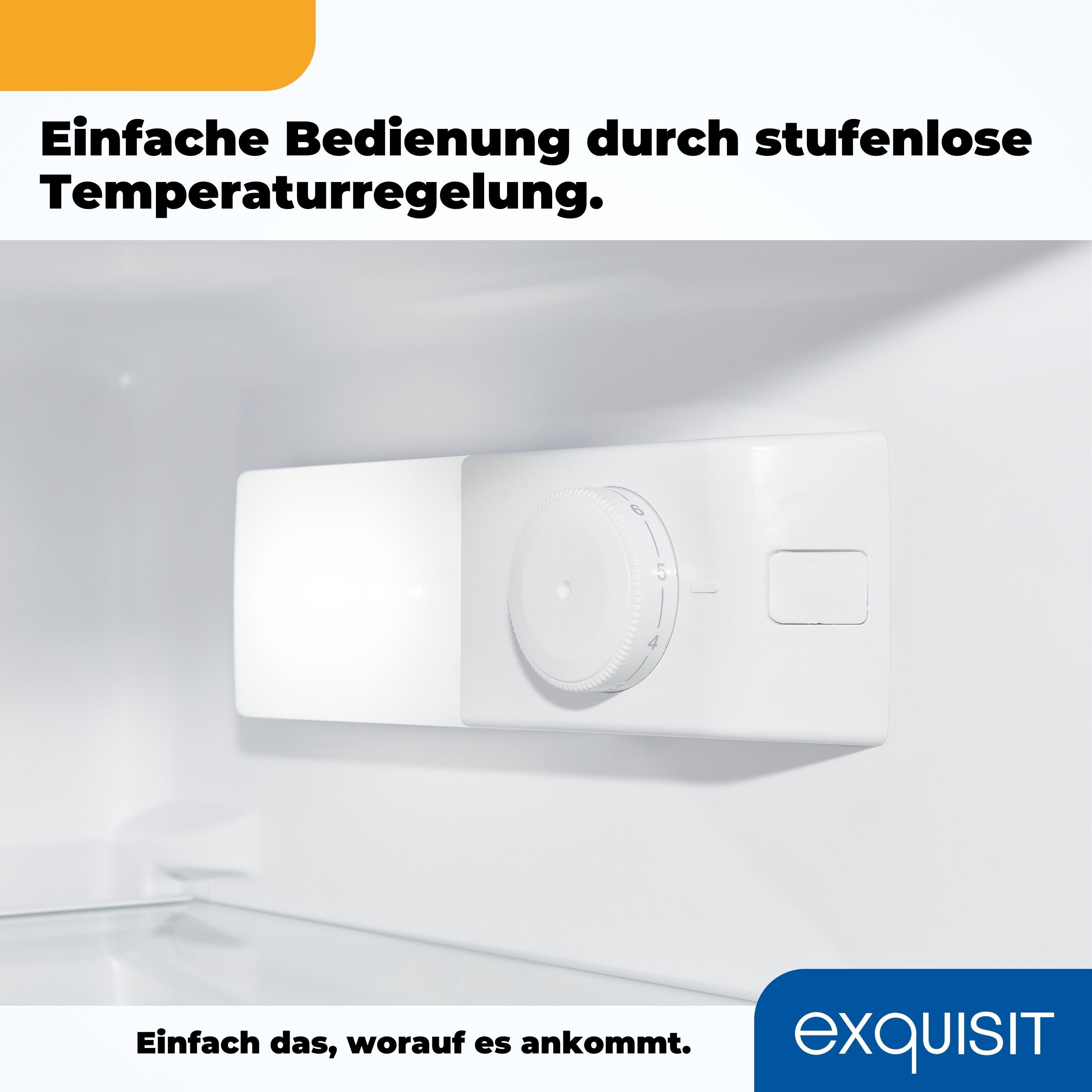 In einem Kühlschrank ist ein weißes Bedienfeld mit Drehknopf zu sehen.