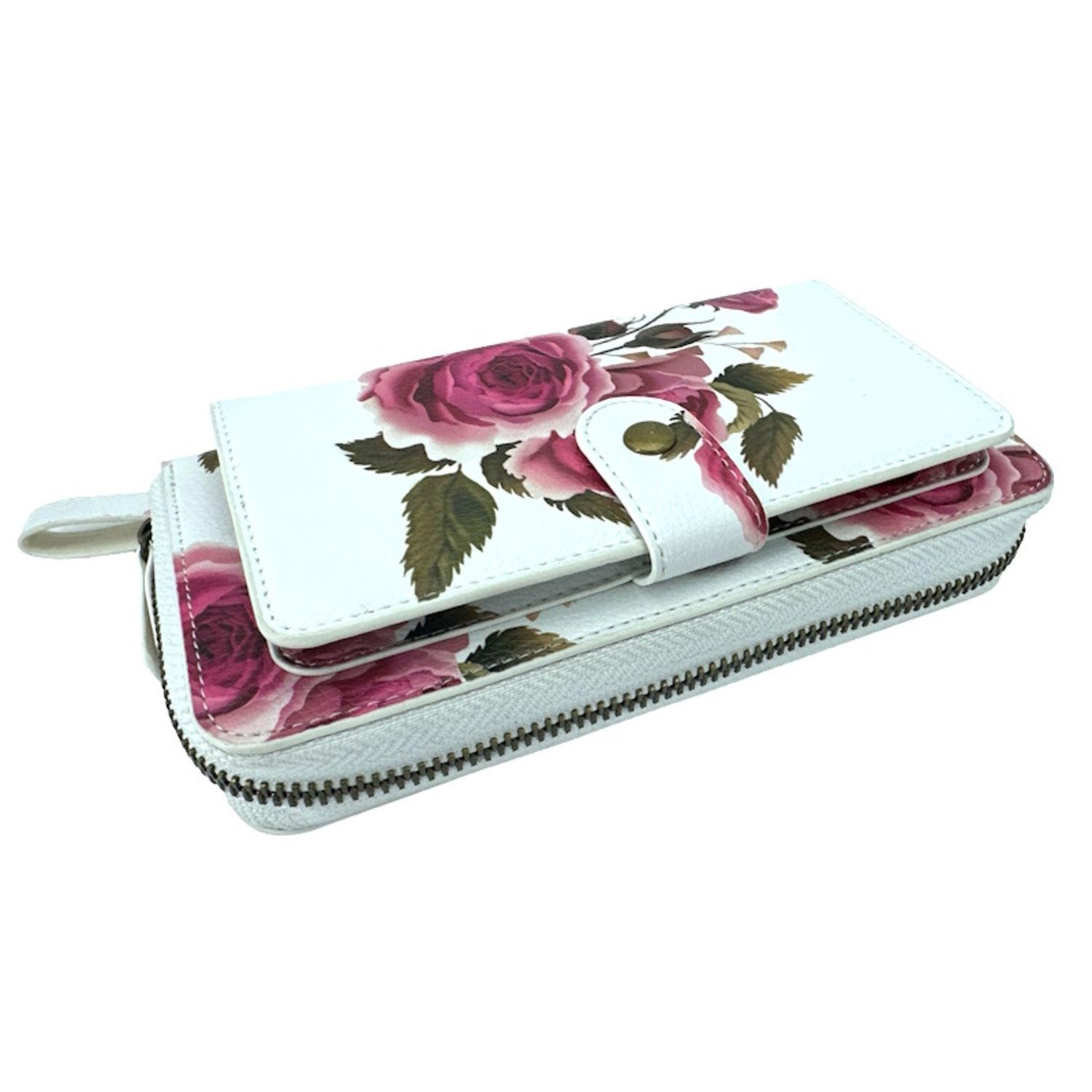 Cartera blanca con estampado de rosas, cerrada con botón. Debajo, una cartera con cremallera.