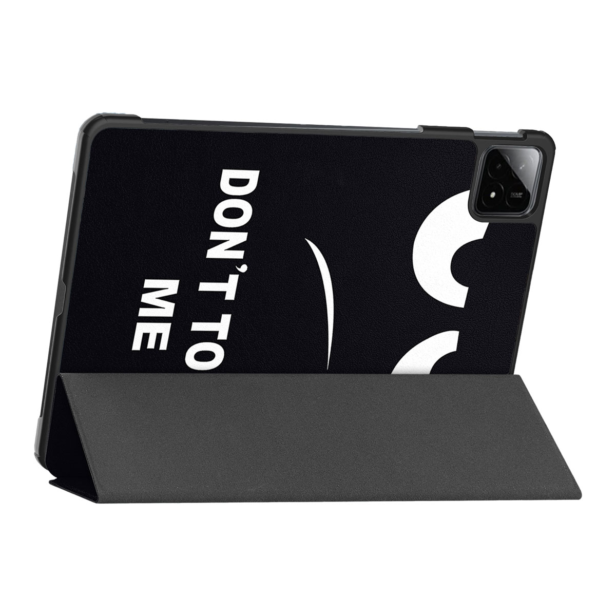 Un étui de tablette noir avec une couverture noire, affichant les mots "DON'T TO ME".