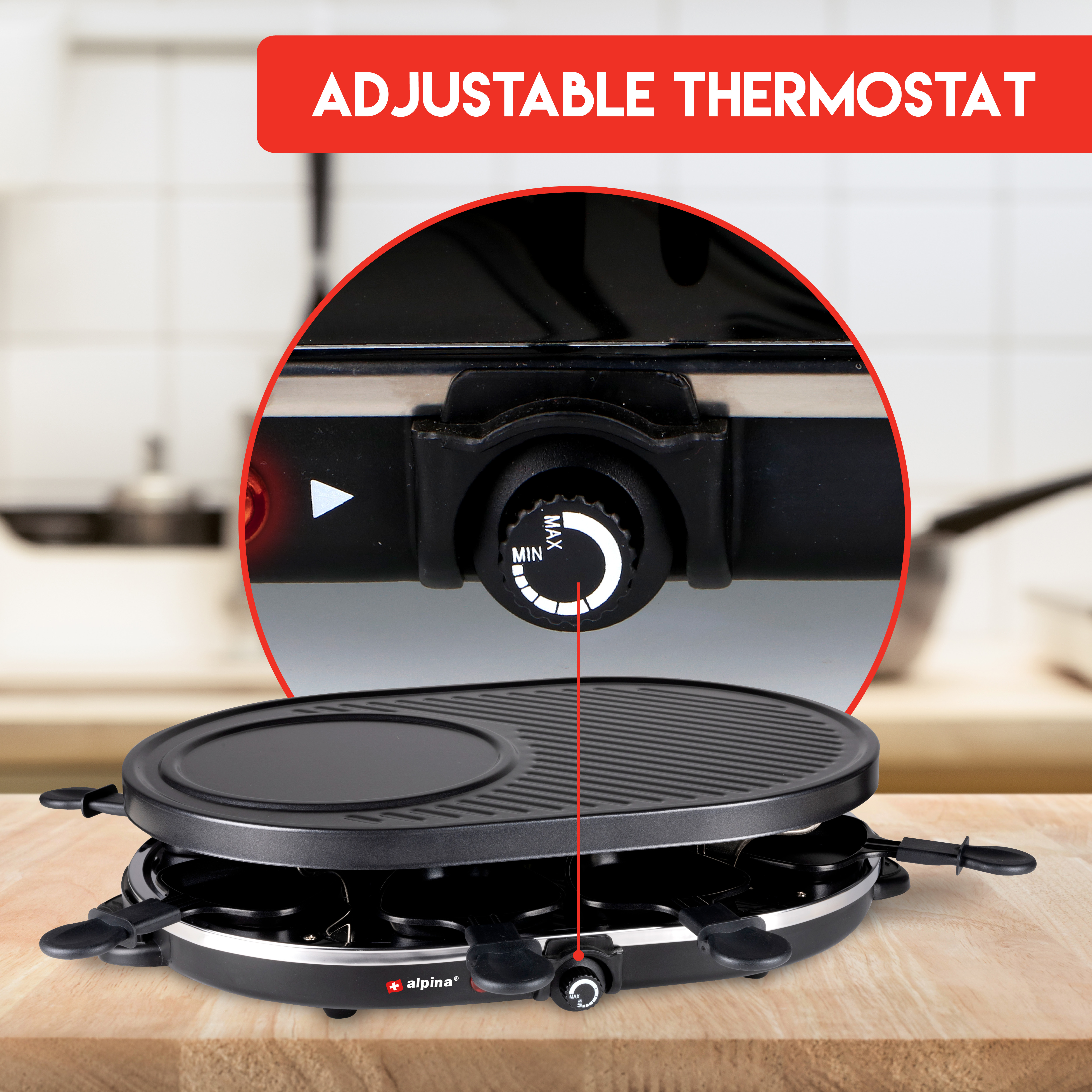 Raclette-Grill mit einstellbarem Thermostat. Schwarz-Silber-Design auf Holzoberfläche.