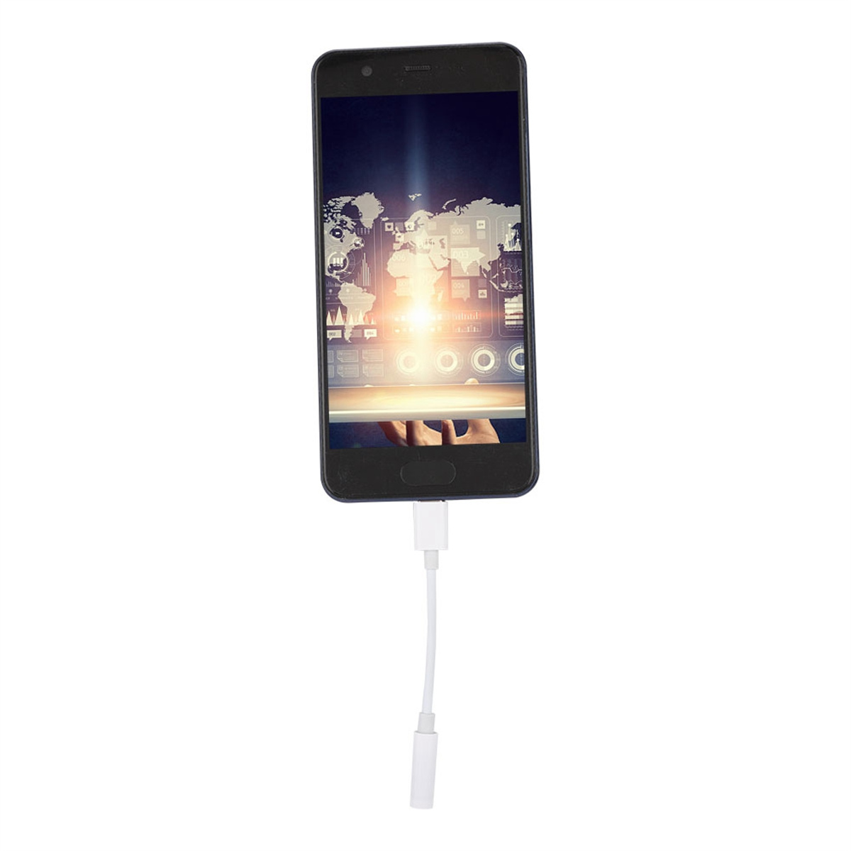 Ein schwarzes Telefon ist mit einem weißen Adapter verbunden. Der Bildschirm zeigt eine Weltkarte.