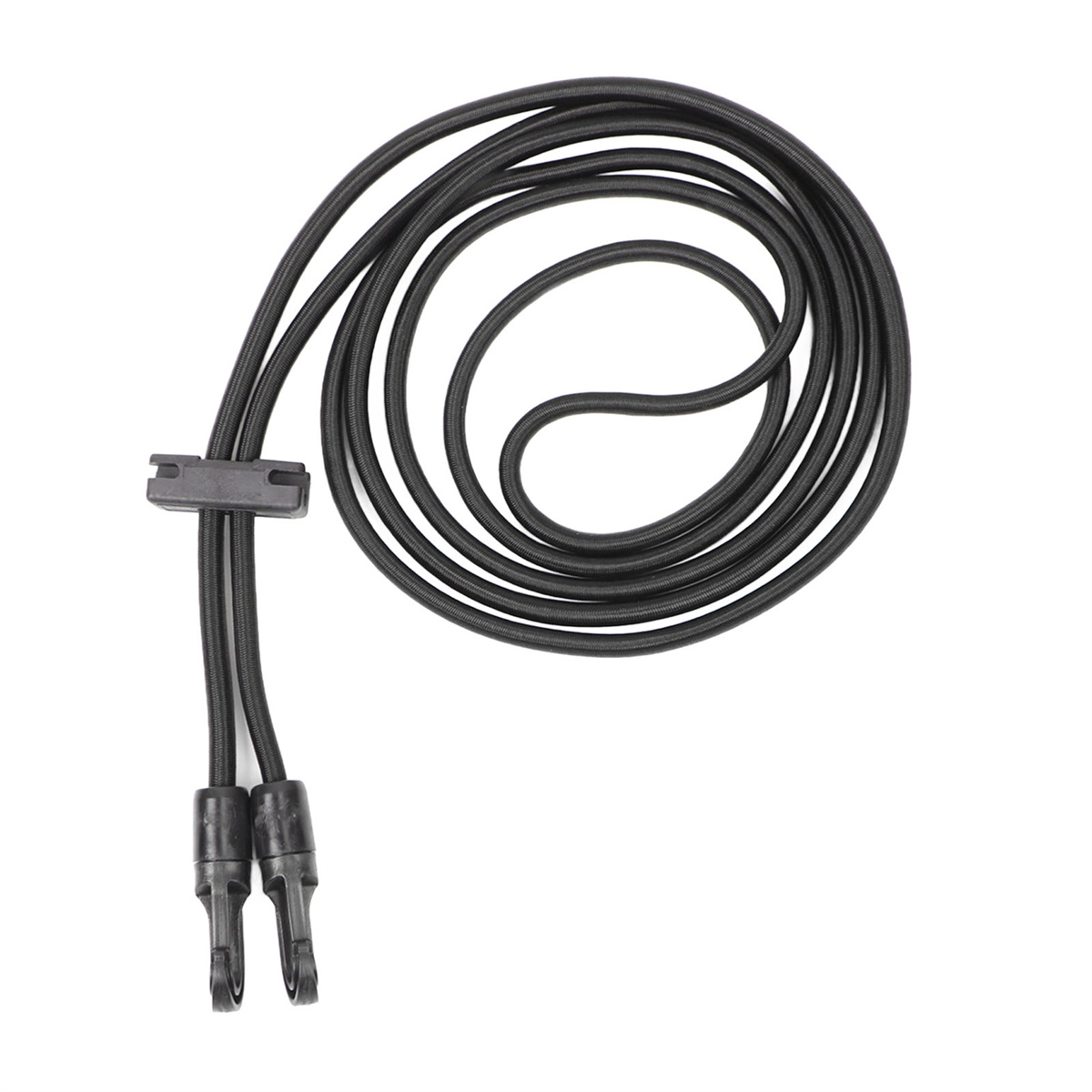 Schwarz, aufgerolltes elastisches Kabel mit Clip in der Mitte und zwei Haken an den Enden, isoliert auf weißem Grund.