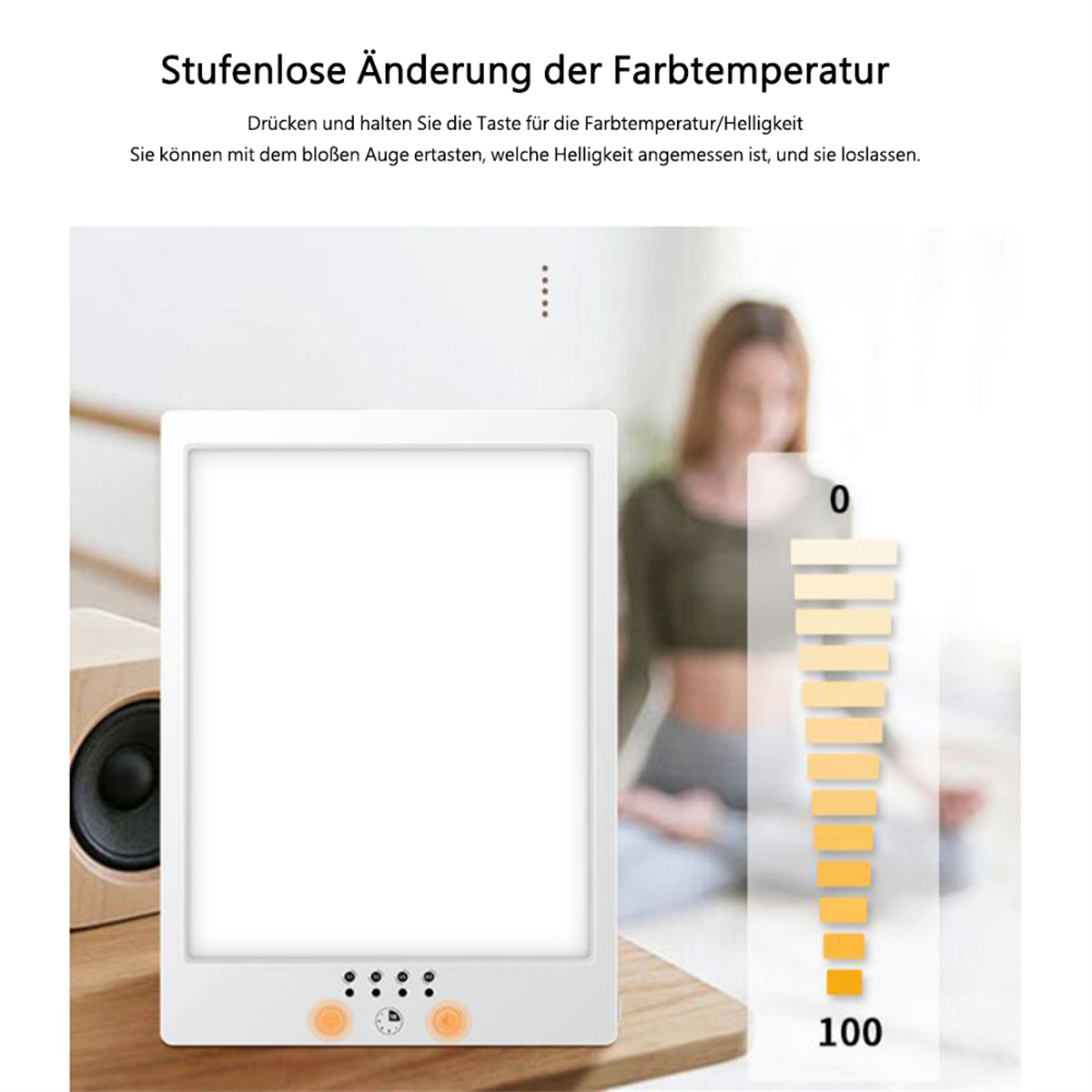 Eine weiße Lichttherapielampe mit einstellbarer Helligkeit. Eine Frau ist im Hintergrund.