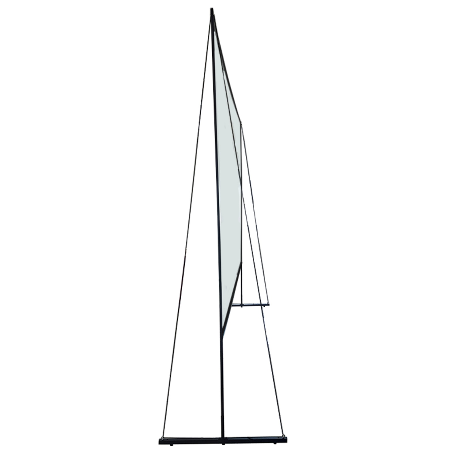 Czarny metalowy ekran. Stoi pionowo. Ma ramę i konstrukcję wsporczą.