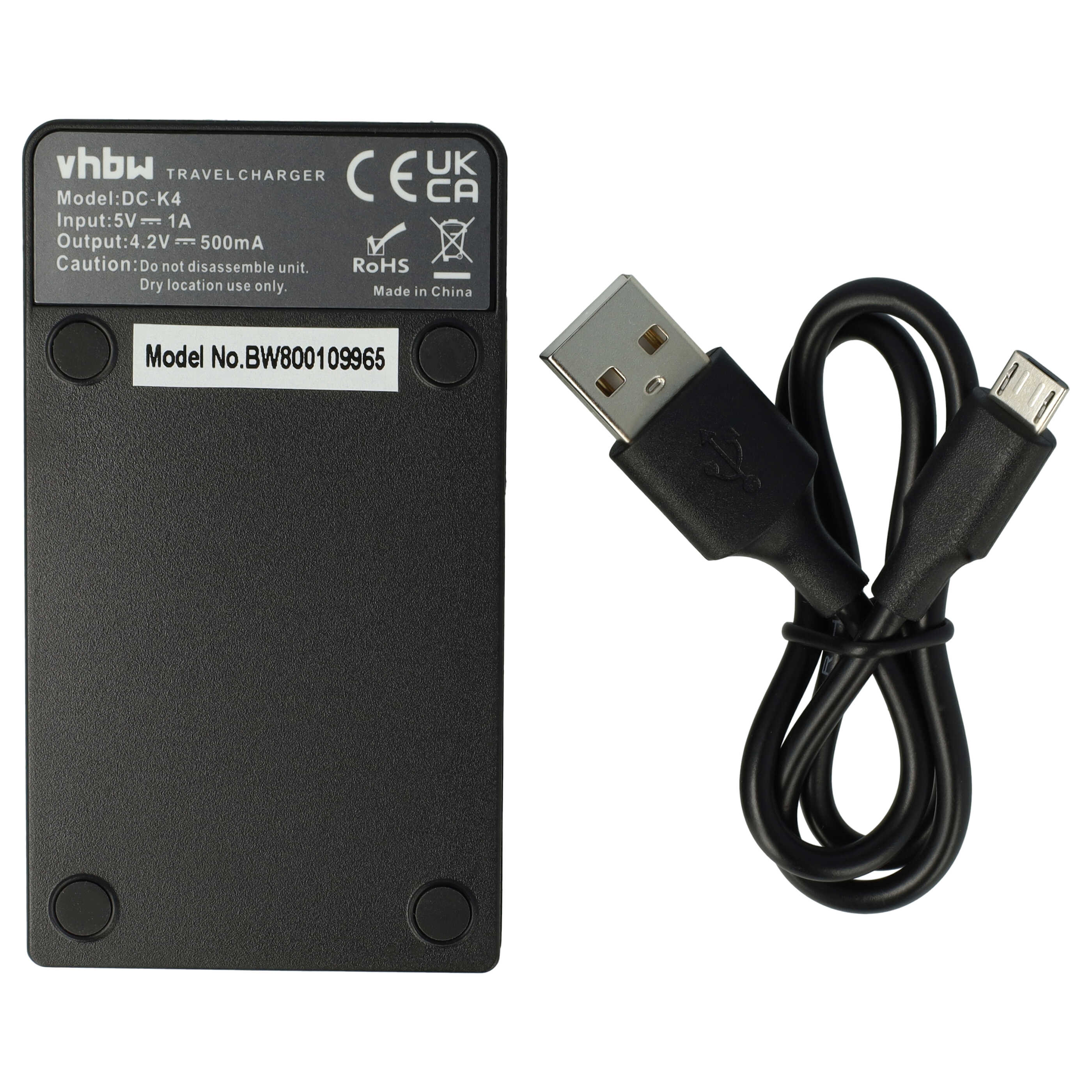 Ein schwarzes Reise-Ladegerät mit USB- und Micro-USB-Kabel sowie den Spezifikationen des Ladegeräts.
